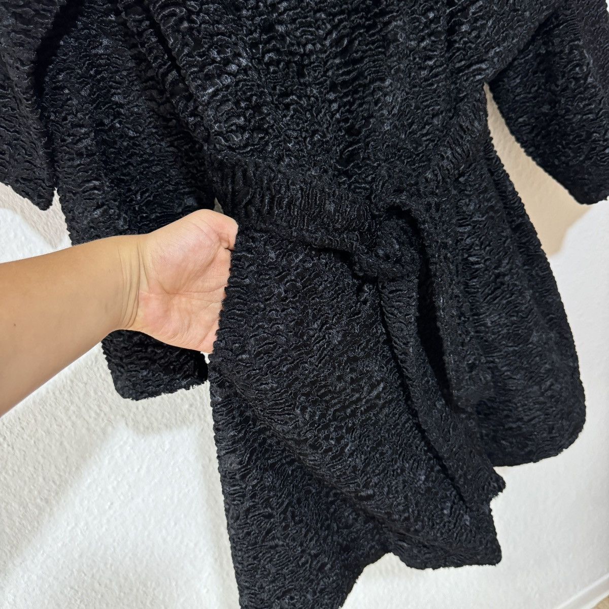 Ann Demeulemeester × Designer 2000s ANN DEMEULEMEESTER BLACK LAMB SHEARLING BELTED COAT Size M / US 6-8 / IT 42-44 - 9 Thumbnail