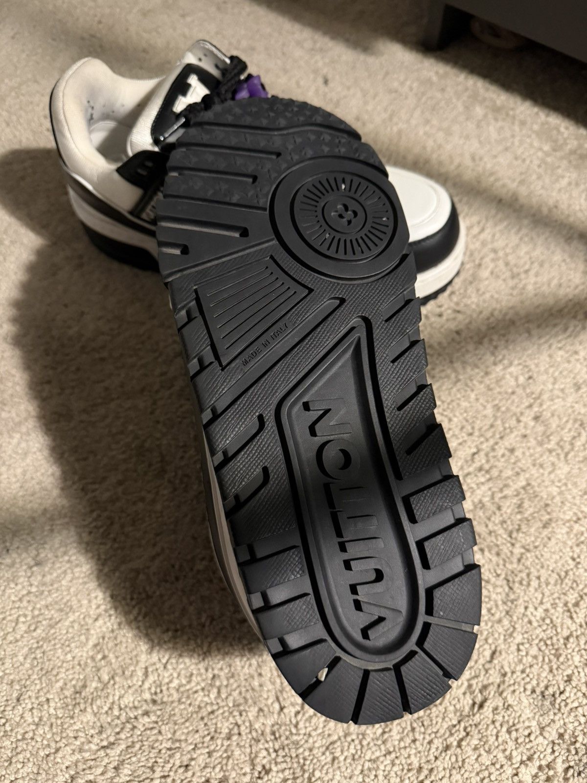 Louis Vuitton LV Trainer Maxi Size US 10.5 / EU 43-44 - 2 Thumbnail