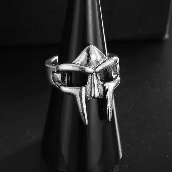 Other Vintage Mask Ring Size ONE SIZE - 4 Thumbnail