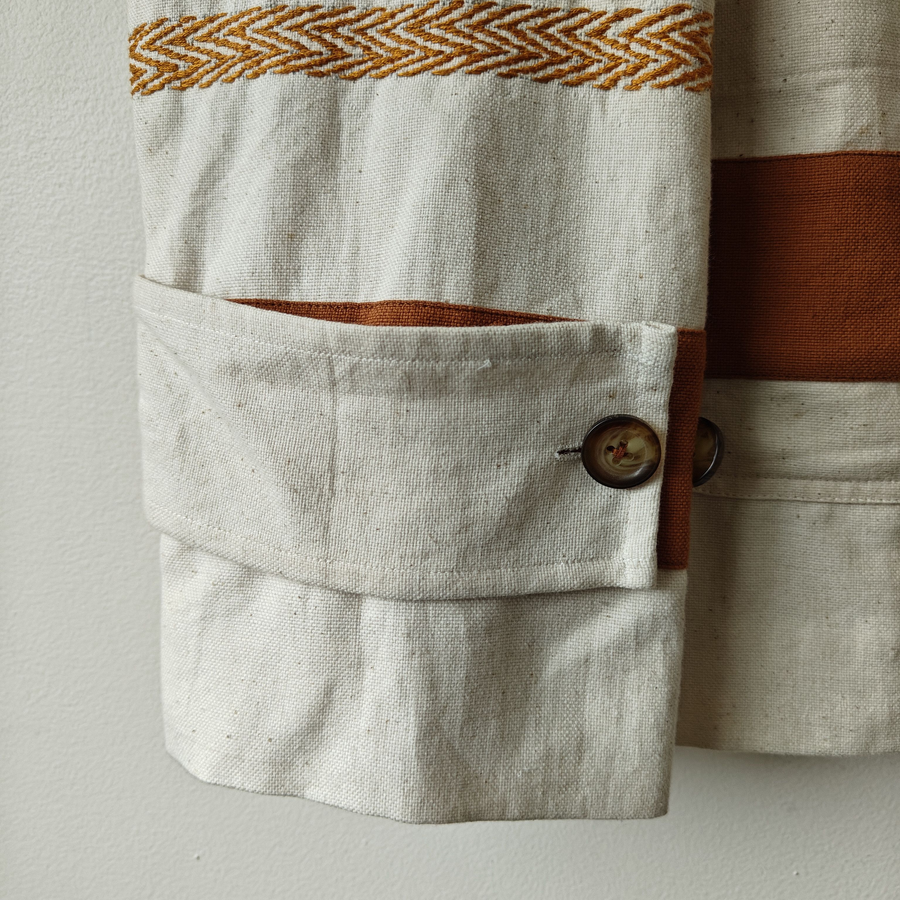 HARAGO LNWOT craft heritage kantha border Cream striped jacket $870 Size US M / EU 48-50 / 2 - 5 Thumbnail