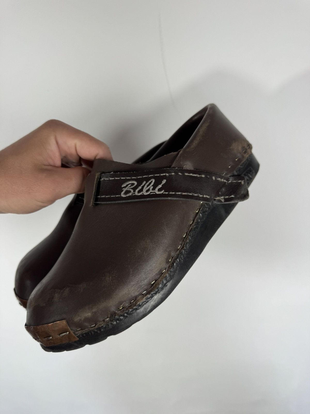 Other Vintage Brown Leather Clogs Wooden Sole Slip On Shoes EU 38 Size US 7 / IT 37 - 13 Thumbnail