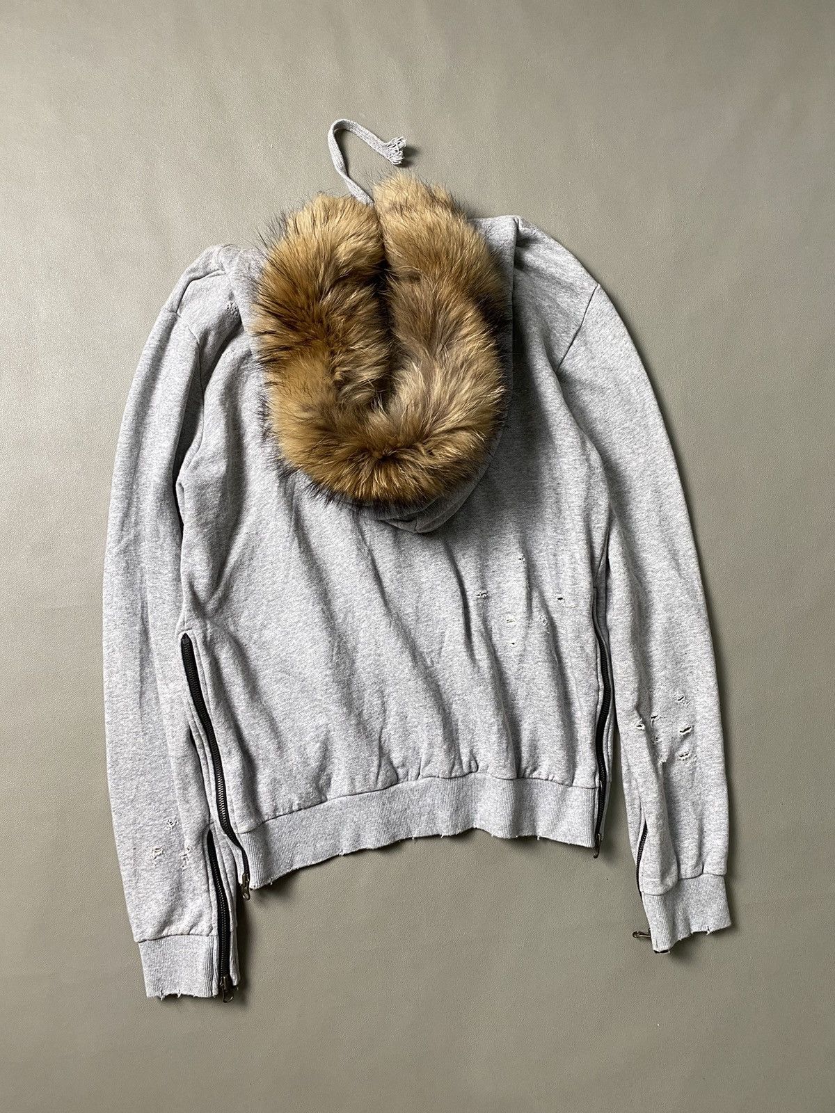 If Six Was Nine × Japanese Brand × Le Grande Bleu (L.G.B.) Undefined Destroyed Grunge Fur Hoodie Size US L / EU 52-54 / 3 - 9 Thumbnail