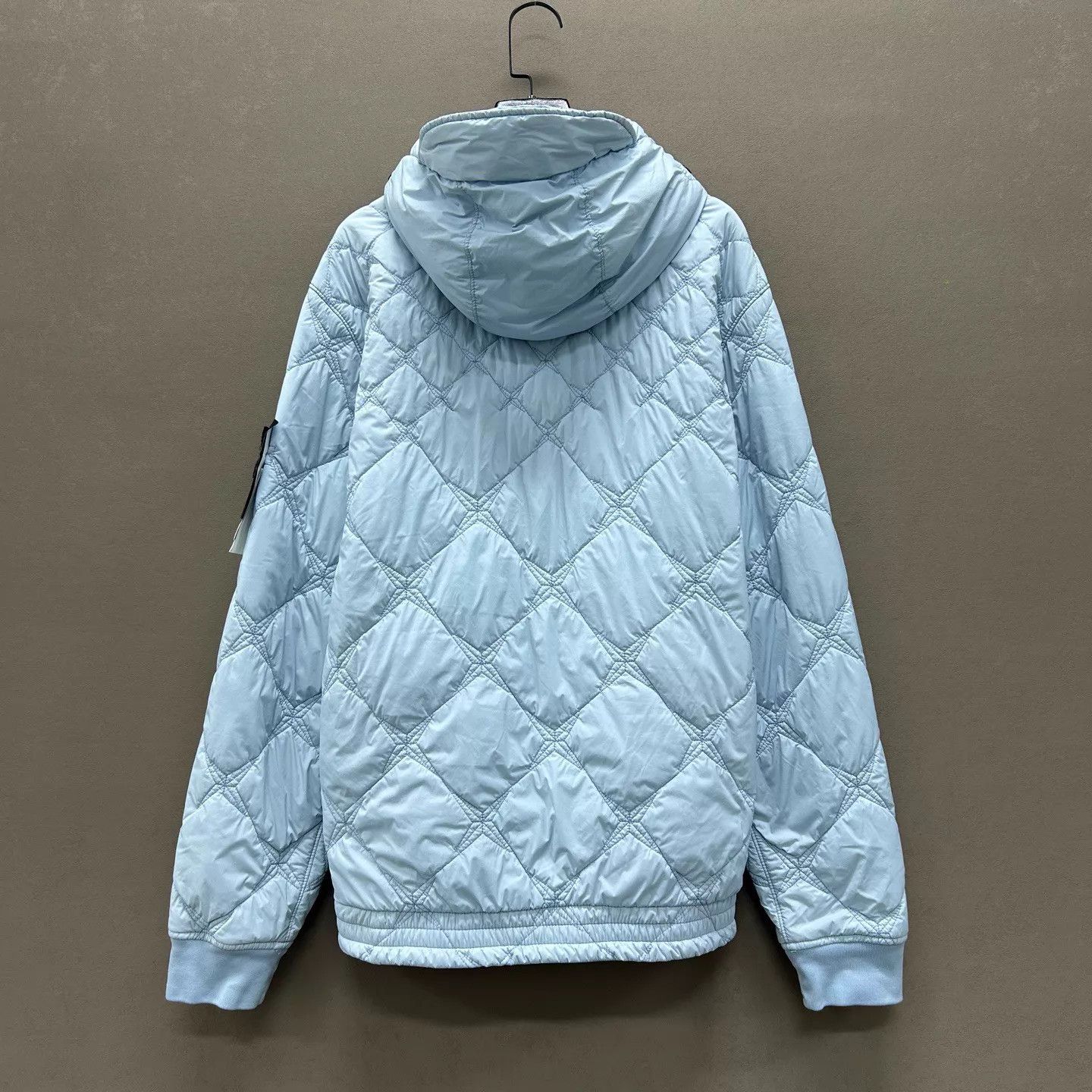 Stone Island STONE ISLAND solid quilted logo patch hooded jacket M 99 new Size US M / EU 48-50 / 2 - 2 Thumbnail