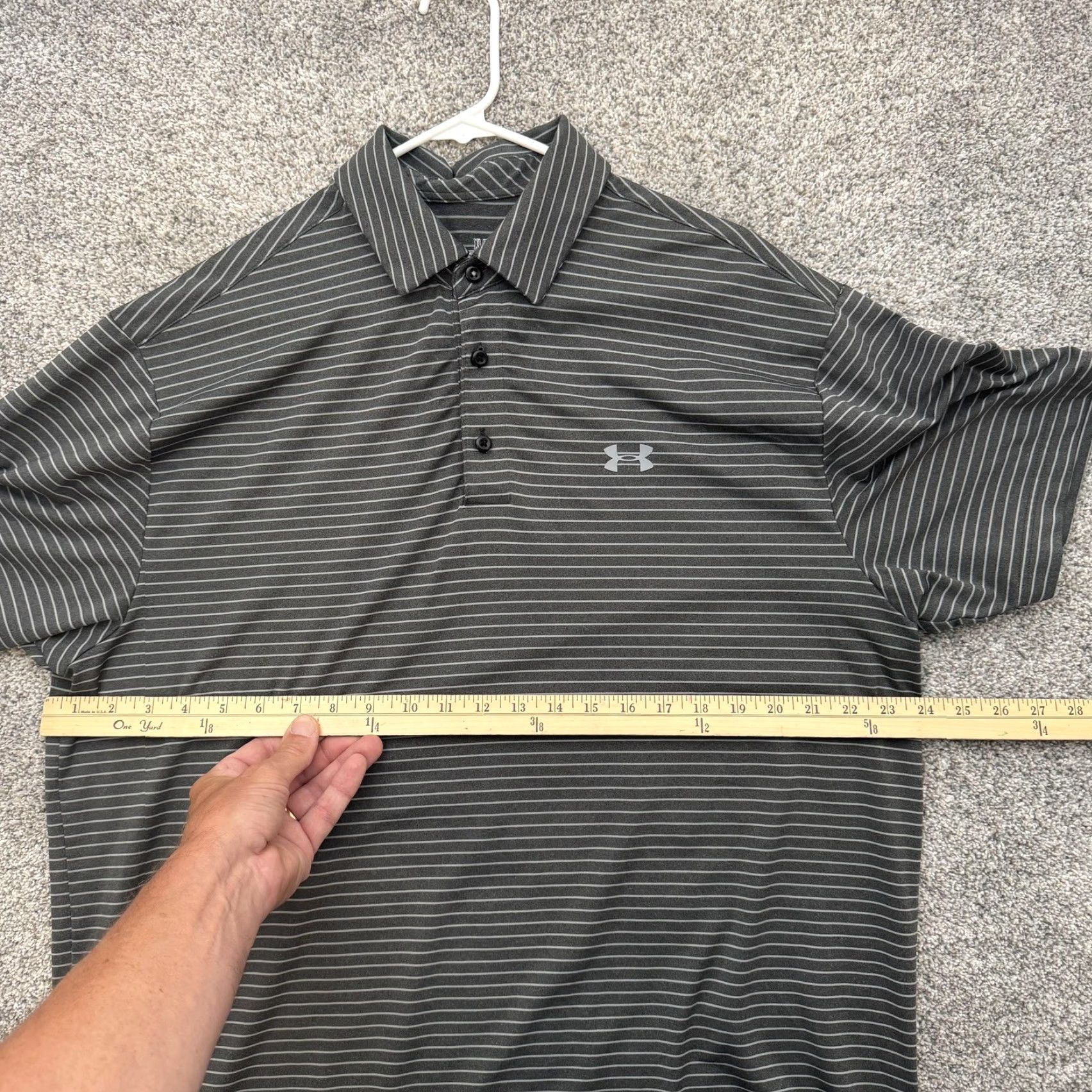 Under Armour Under Armour Shirt Mens XL HeatGear Golf Striped Polo, Lightweight, Moisture Wicking, Quick Dry, Breathable, Collared, Short Sleeve, Gray, 2015 Size US XL / EU 56 / 4 - 3 Thumbnail