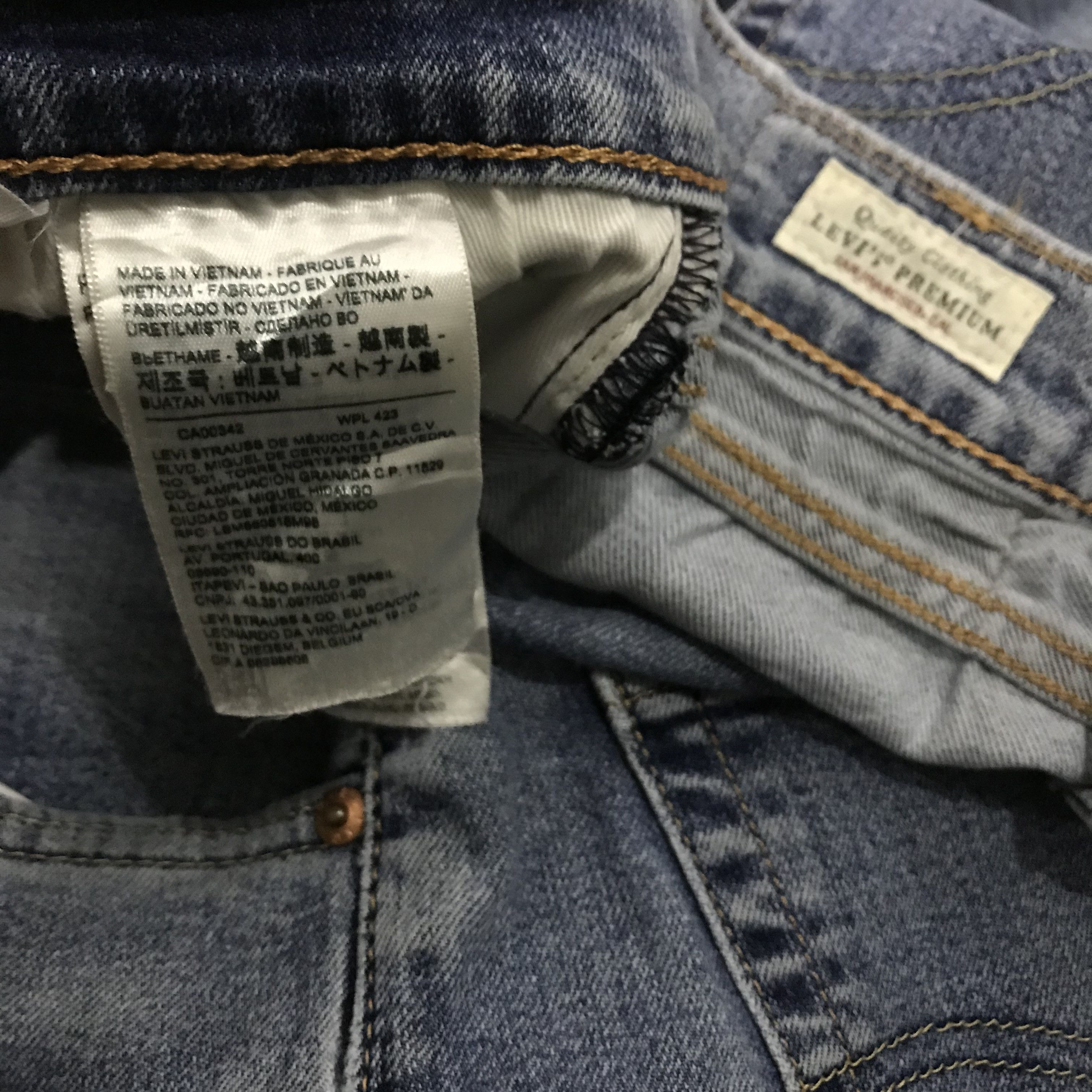 Levi's Vintage Levi’s Strauss 505 Jeans Classic Straight Leg Size US 33 - 12 Thumbnail