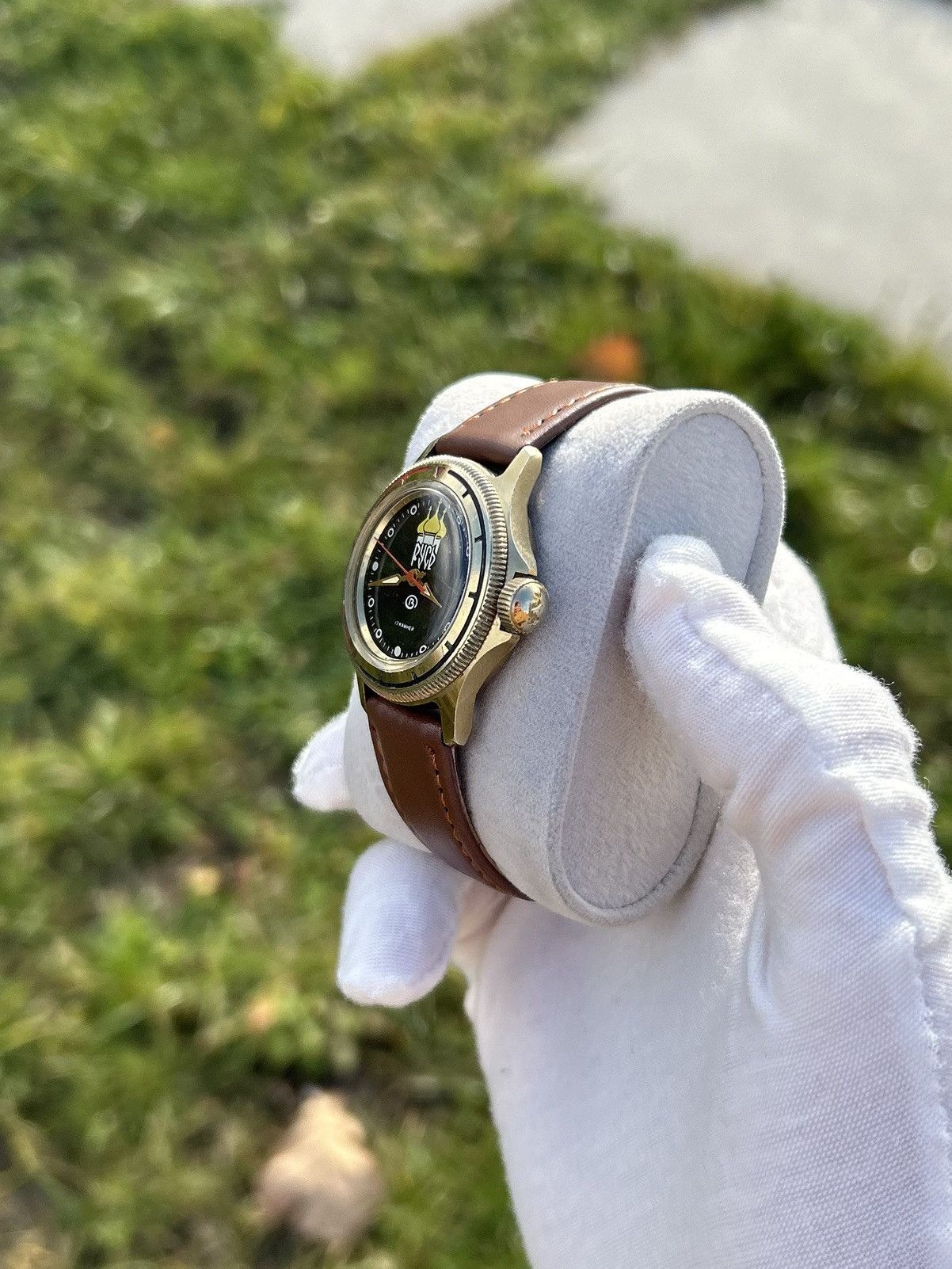 Vintage Vintage Vostok Watch USSR Soviet Mechanical Authentic 1980s Size ONE SIZE - 16 Thumbnail