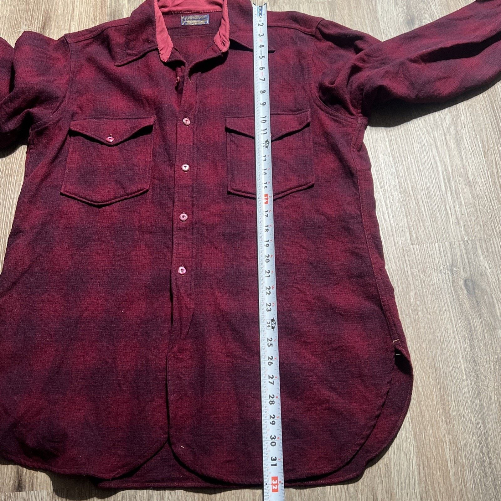 Pendleton Vintage 1920s Pendleton Shadow Plaid Wool Flannel Shirt Size US L / EU 52-54 / 3 - 21 Thumbnail