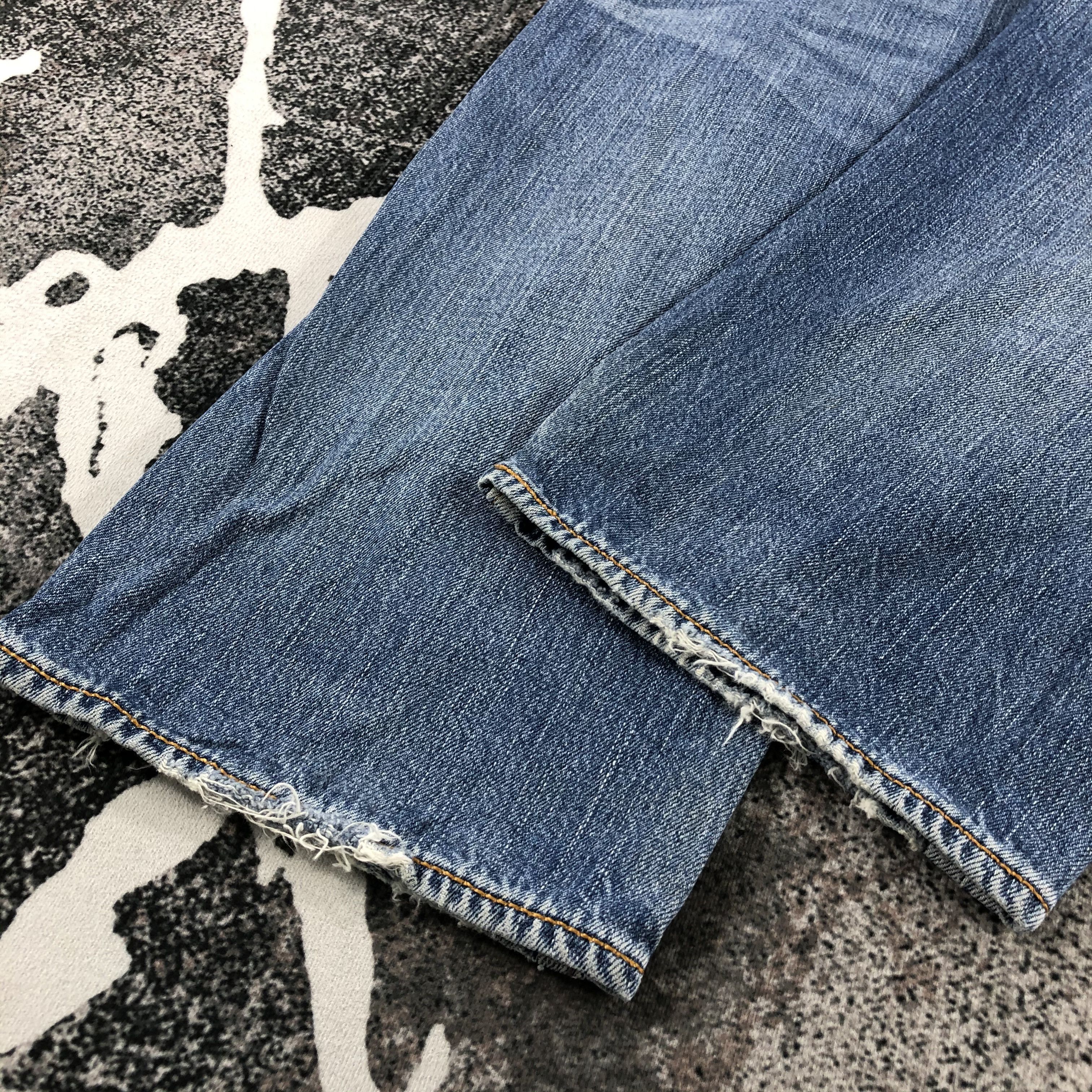Levi's Vintage Levis 503 Jeans Distress Faded Blue Denim KJ957 Size US 34 / EU 50 - 6 Thumbnail
