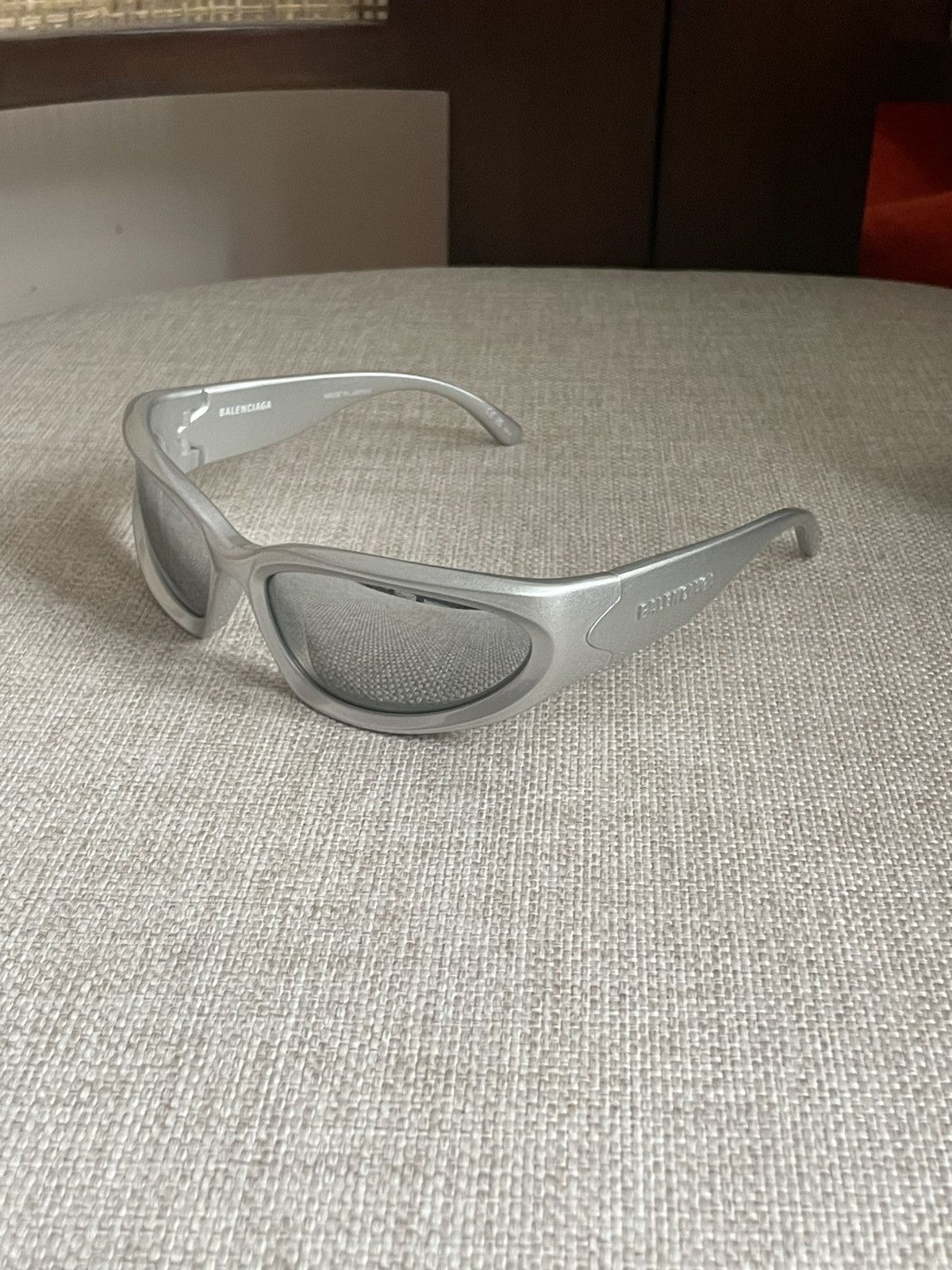 Balenciaga Swift Oval Sunglasses Size ONE SIZE - 2 Thumbnail