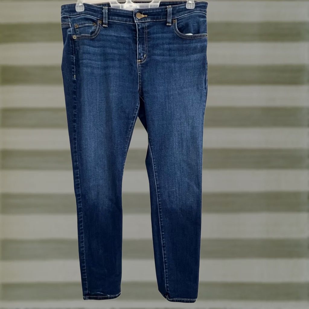 Vineyard Vines Vineyard Vines Womens Jeans 12 Dark Wash Blue Denim Straight Leg Stretch Jeans Women Size 34" / US 12 / IT 48 - 1 Thumbnail