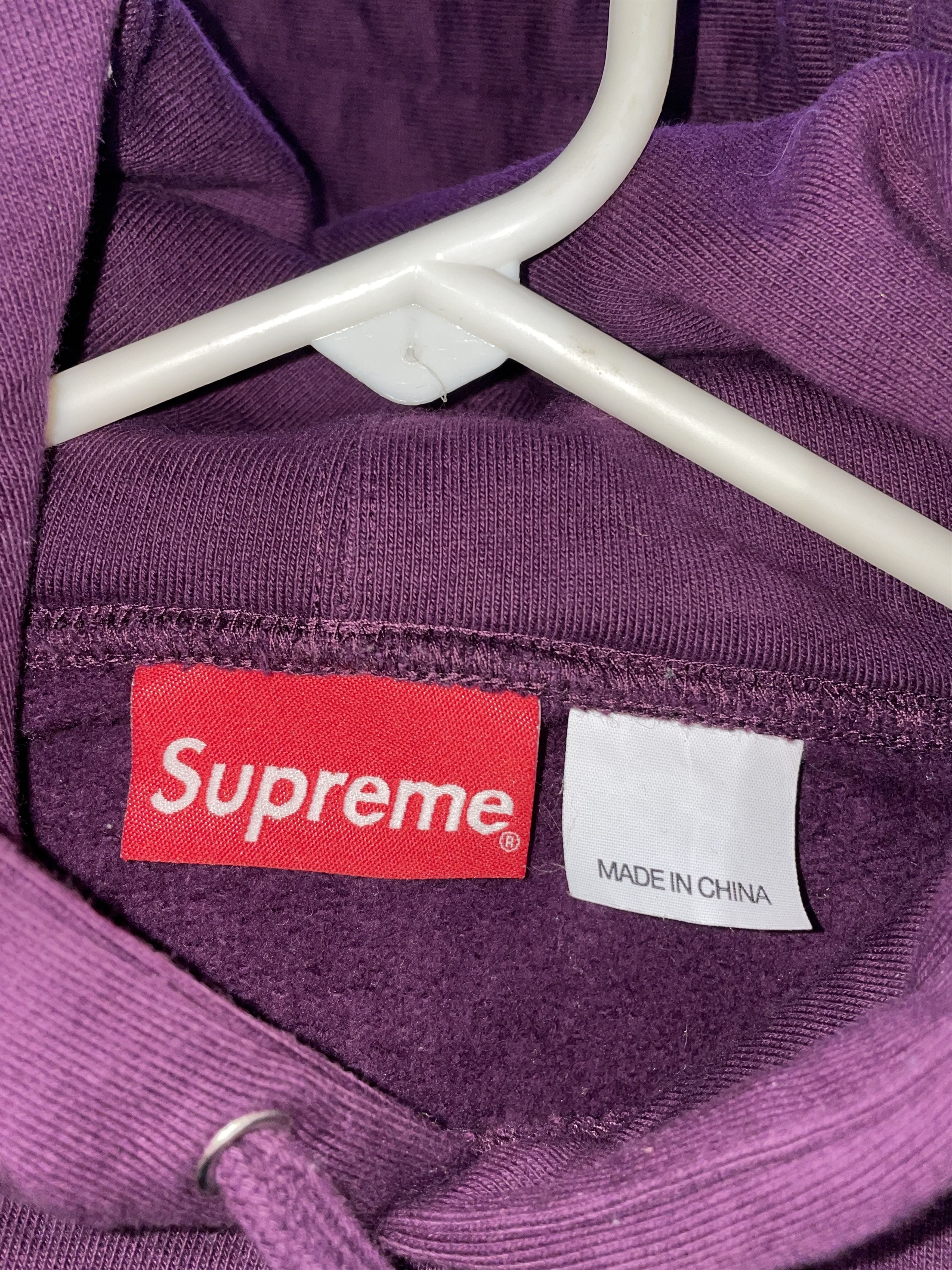 Supreme Supreme Reflective Hooded Sweatshirt Eggplant FW21 Medium Size US M / EU 48-50 / 2 - 5 Thumbnail