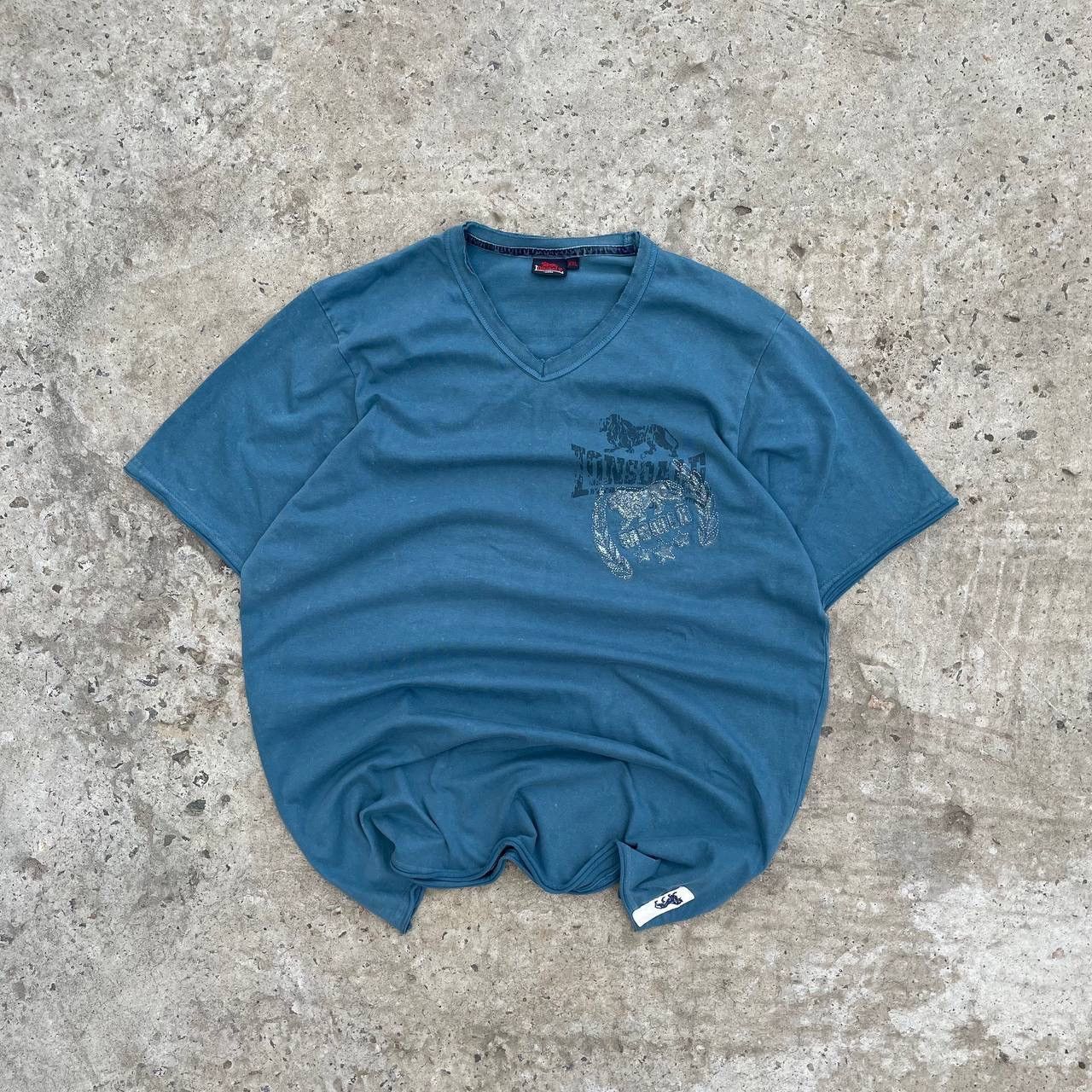 Lonsdale Vintage Japan Lonsdale T-shirts V-Neck Y2K Grunge Size XL Size US XL / EU 56 / 4 - 2 Thumbnail