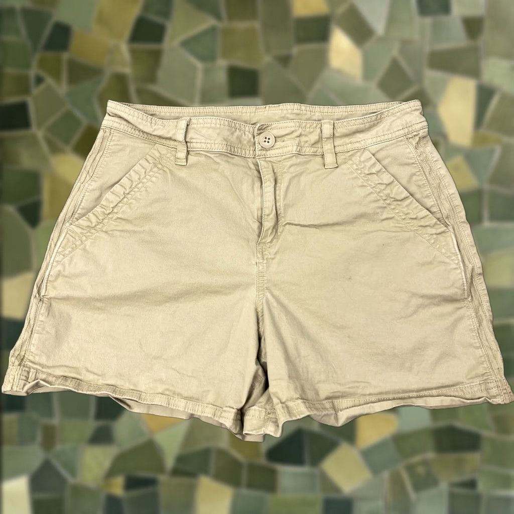 Eddie Bauer Eddie Bauer Shorts Womens 10 Casual Classic Summer Specially Dyed Relaxed Fit Size 32" / US 10 / IT 46 - 1 Thumbnail