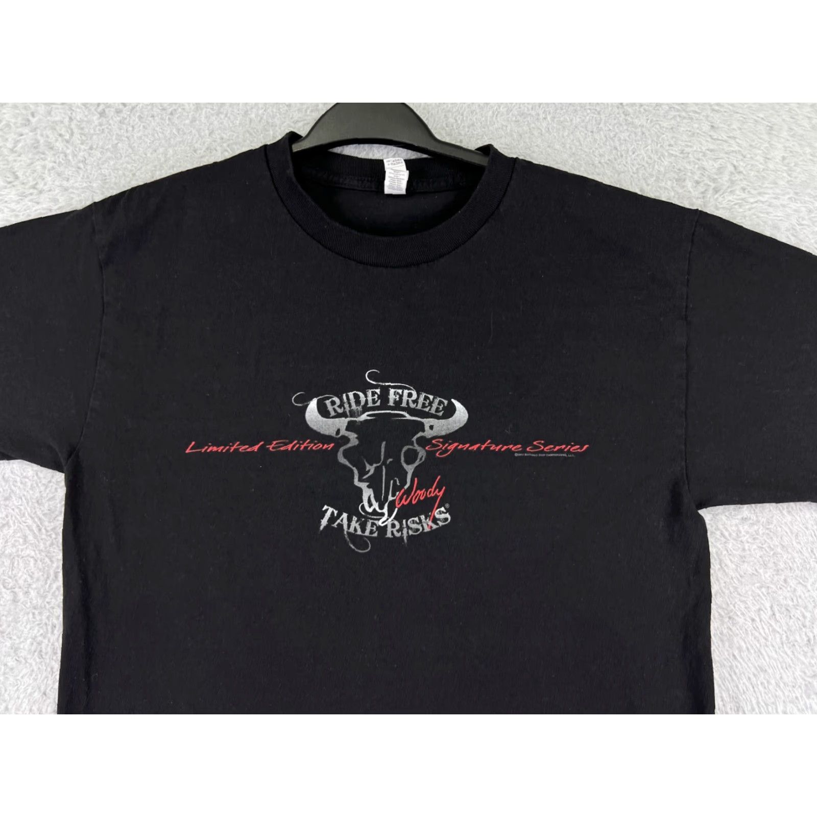Vintage Buffalo Chip Shirt Men Medium Black 2018 Woody Signature Series Ride Free Cotton Shirt Men Black 2018 Woody Signature Series Ride Free Cotton Size US M / EU 48-50 / 2 - 6 Thumbnail