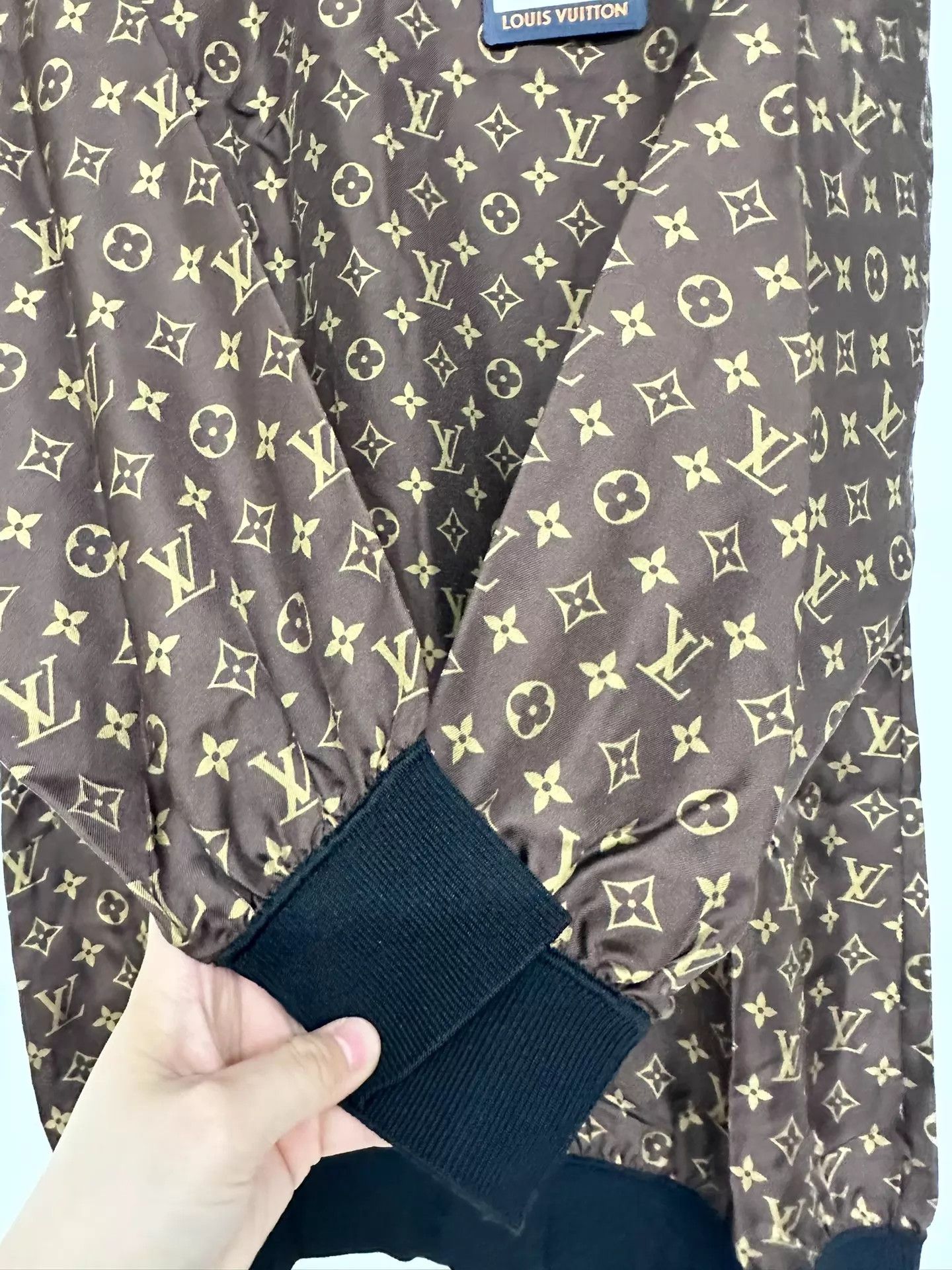 Louis Vuitton Louis Vuitton monogram dress XXXS NWT new with tags Size XXS / US 00 / IT 34 - 9 Thumbnail