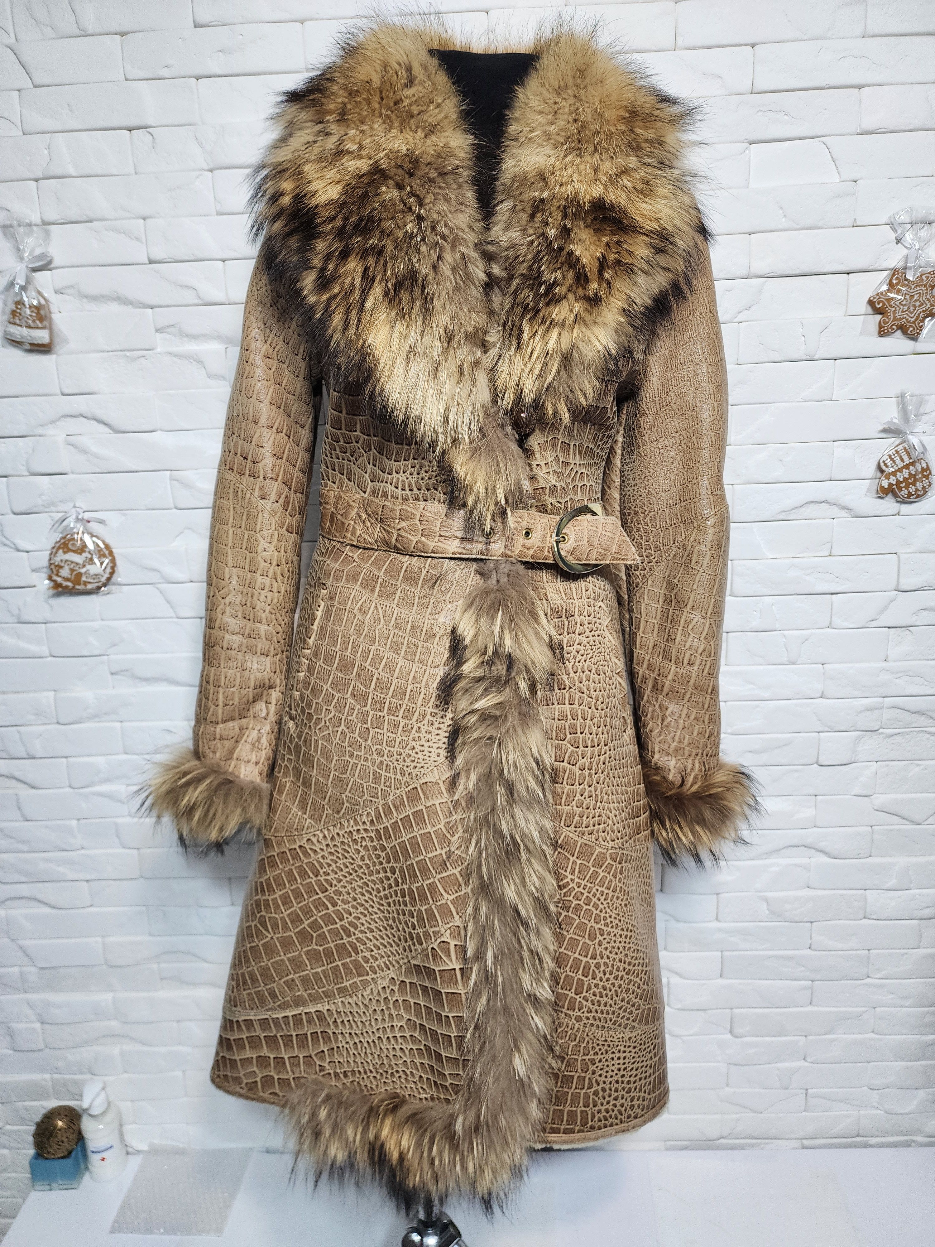 Furla Brown Sheepskin Coat with Fluffy Collar Size S / US 4 / IT 40 - 1 Thumbnail