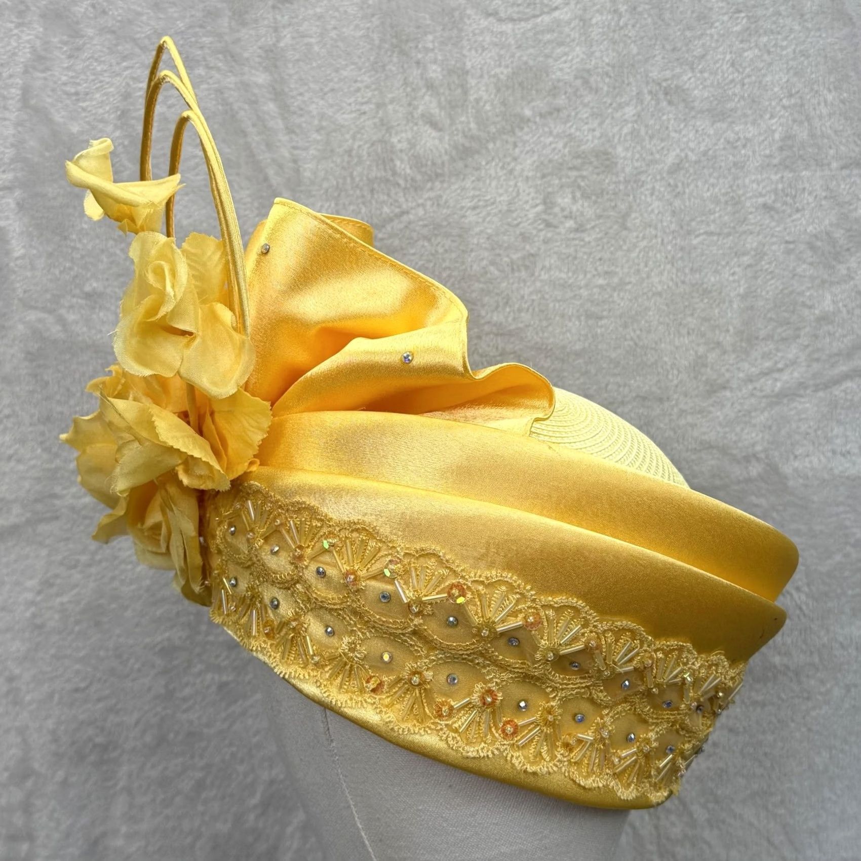 VINTAGE Ms Divine Hat Fascinator Yellow Beaded Embroidered 