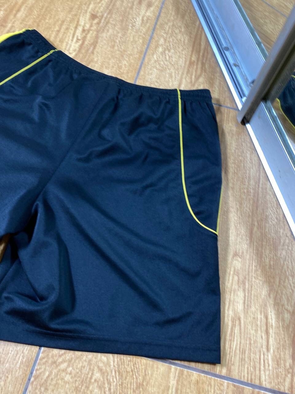 Adidas × Vintage Vintage Y2K Adidas Striped Running Soccer Shorts Size US 32 / EU 48 - 4 Thumbnail
