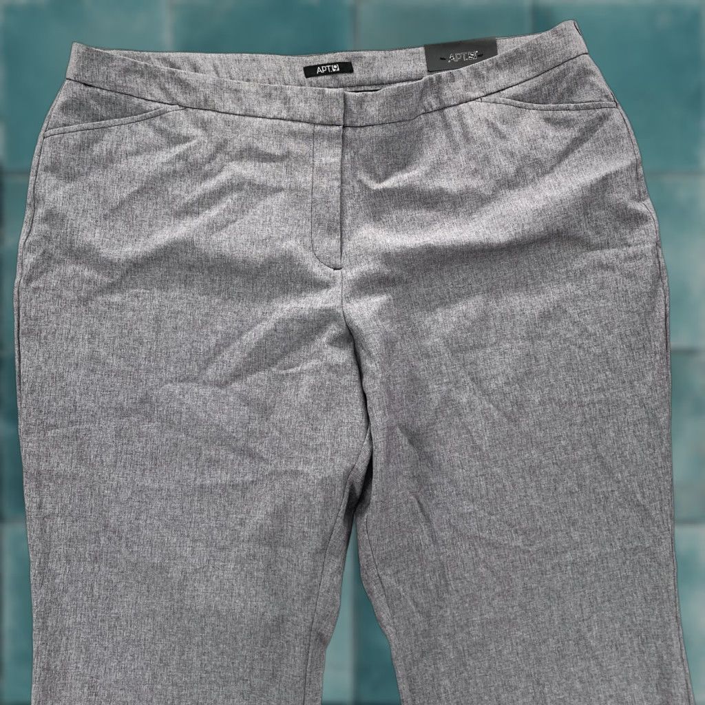 Apt. 9 Apt. 9 Women's Plus 24W Gray Stretch Fabric Trouser Leg Dress Pants High Rise Size 30" / US 8 / IT 44 - 1 Thumbnail