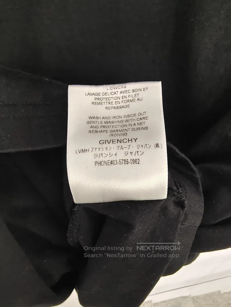 Givenchy Givenchy Black Embroidered T-Shirt (Unisex) Size US M / EU 48-50 / 2 - 5 Thumbnail