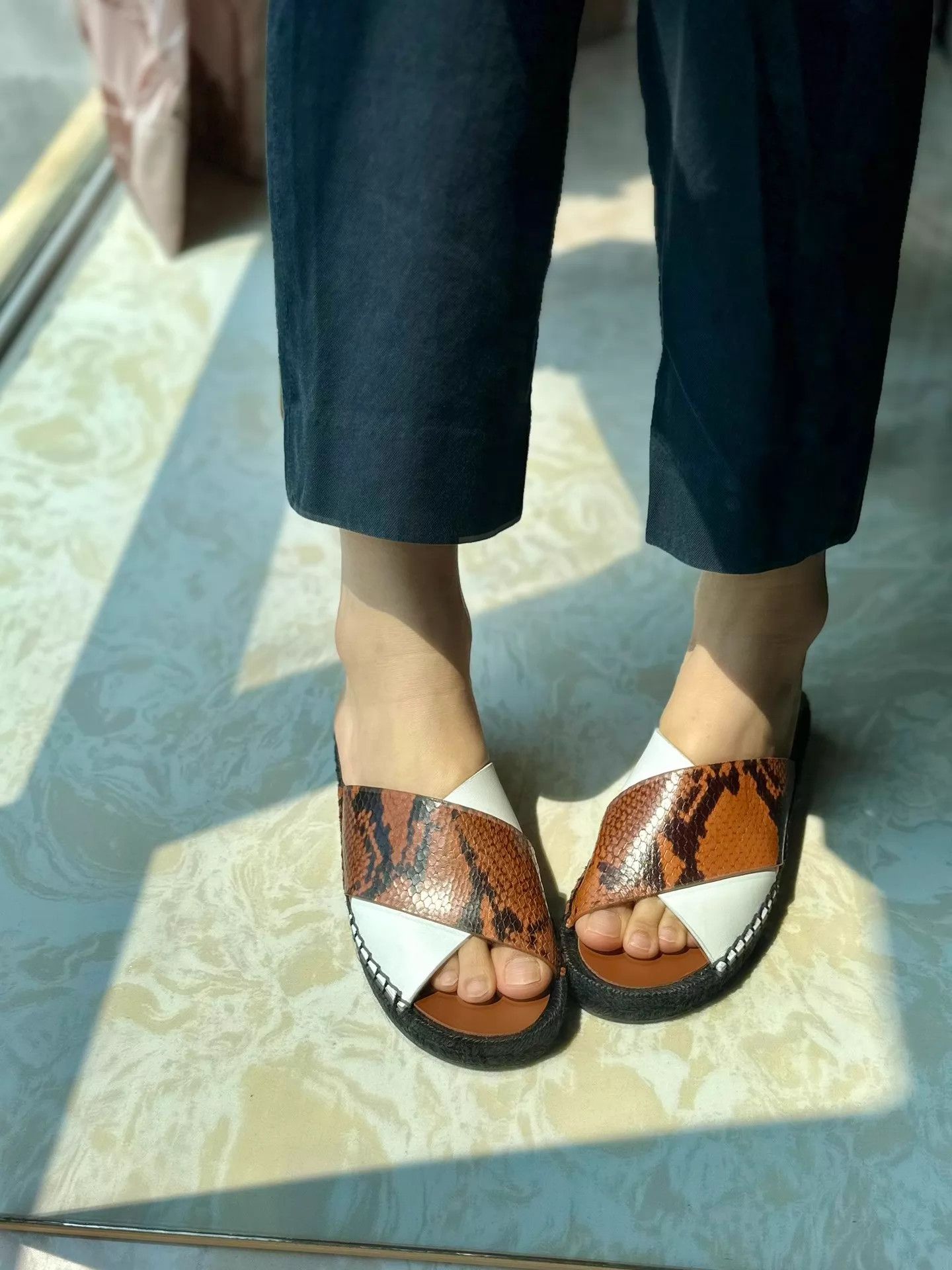 A.F. Vandevorst af vandevorst straw cross-strap leather 36 new slippers Size US 5.5 / IT 35.5 - 8 Thumbnail