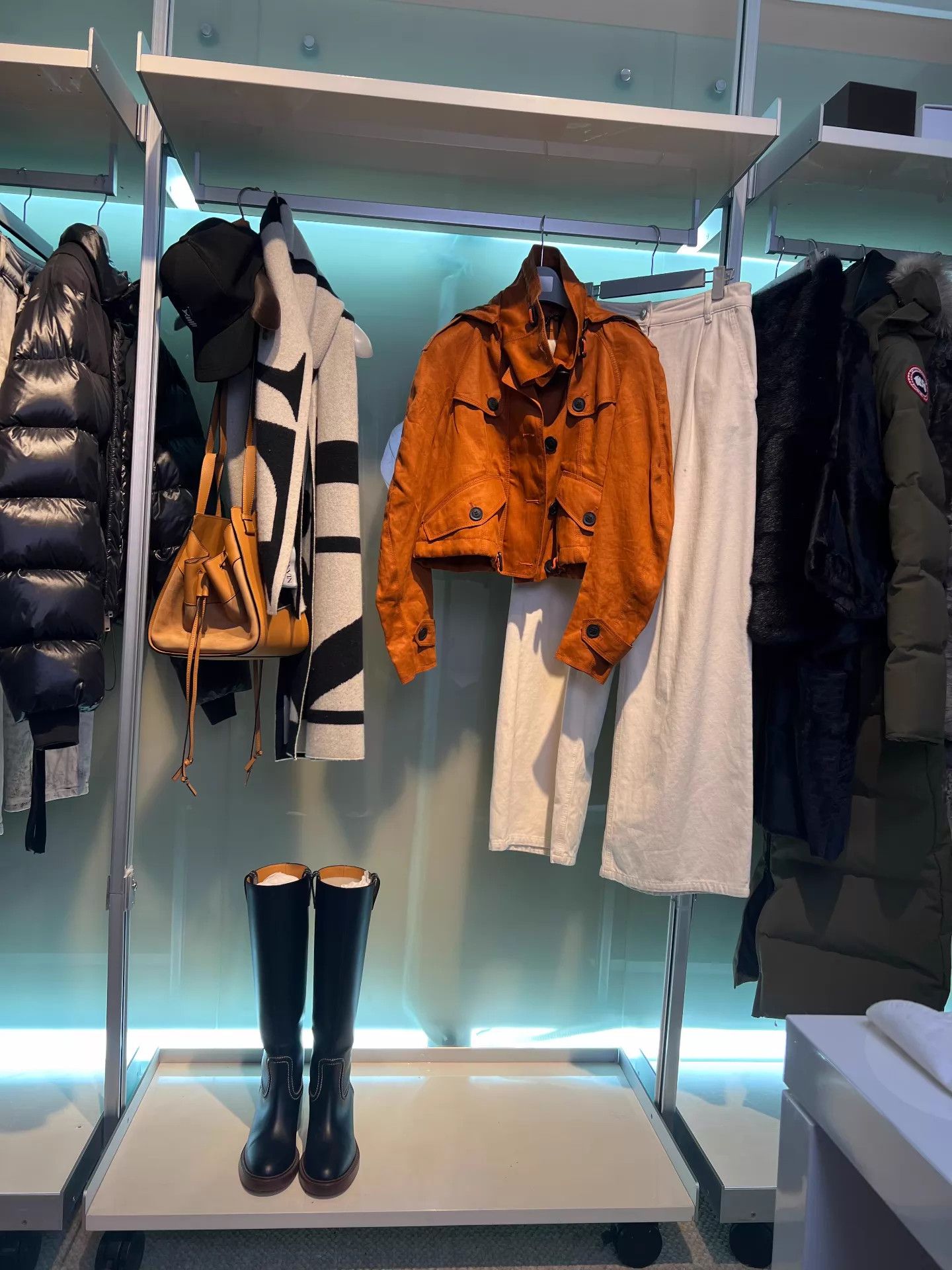 Burberry Burberry Spring Trench 100% Linen Heavy Pumpkin Orange 6 Size S / US 4 / IT 40 - 1 Thumbnail