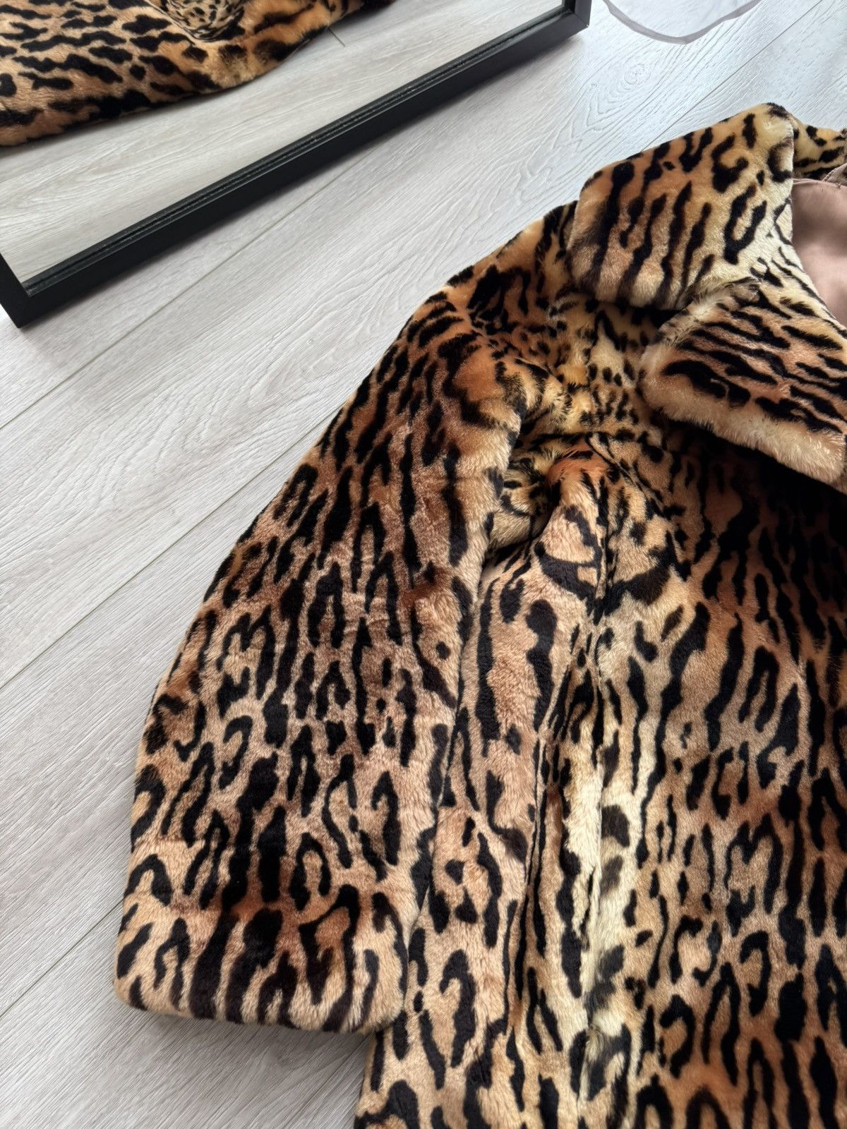 Vintage Vintage Leopard Rabbit Fur Coat – Genuine Real Fur – 90s Y2K Size M / US 6-8 / IT 42-44 - 4 Thumbnail