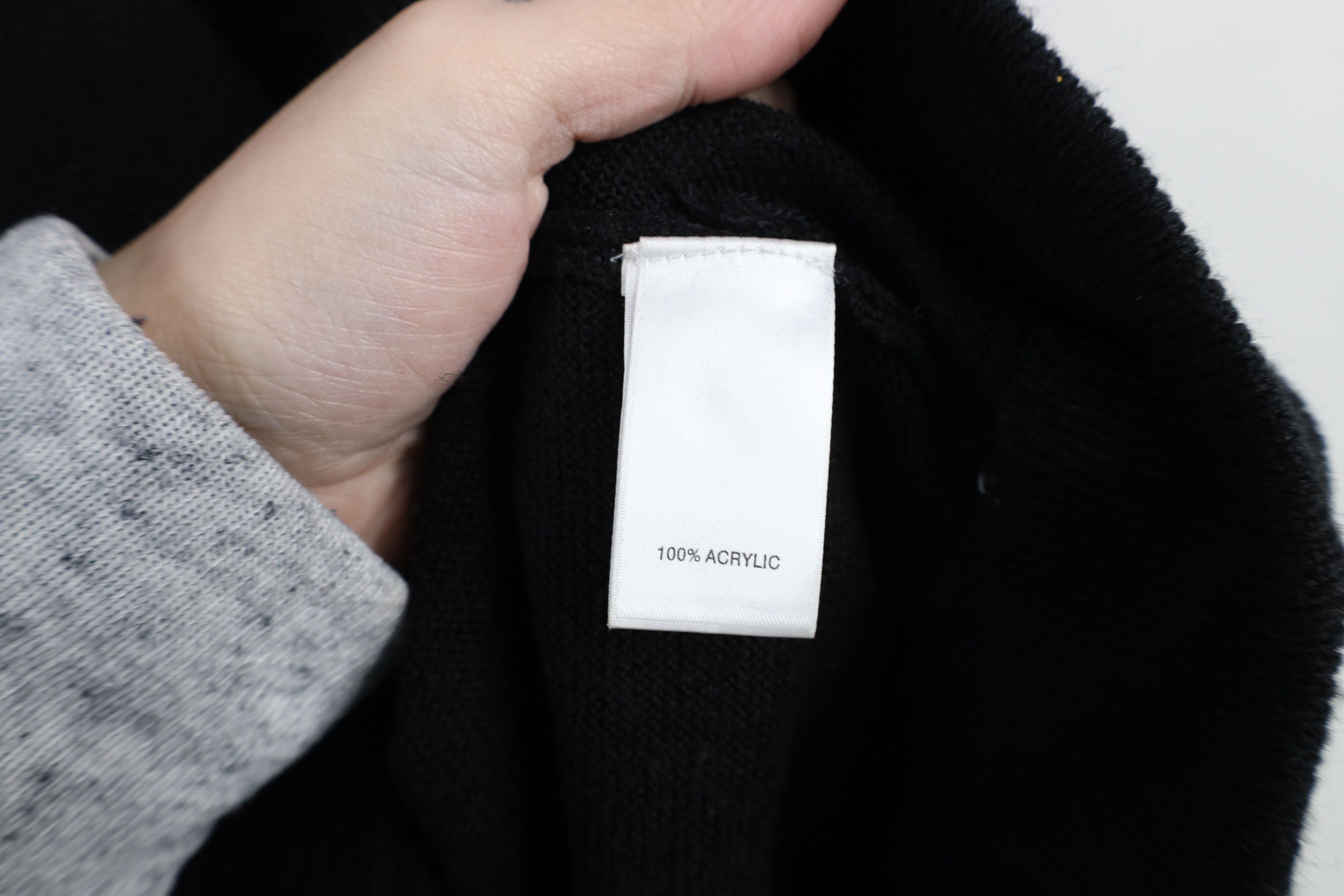 Vintage Vintage 90s Streetwear Knit Button Cardigan Sweater Black Size US L / EU 52-54 / 3 - 9 Thumbnail