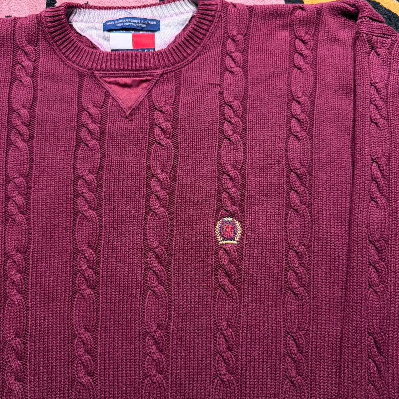 Tommy Hilfiger × Vintage Vintage Y2K Tommy Hilfiger Embroidered Logo Knit Sweater Size US XL / EU 56 / 4 - 3 Thumbnail