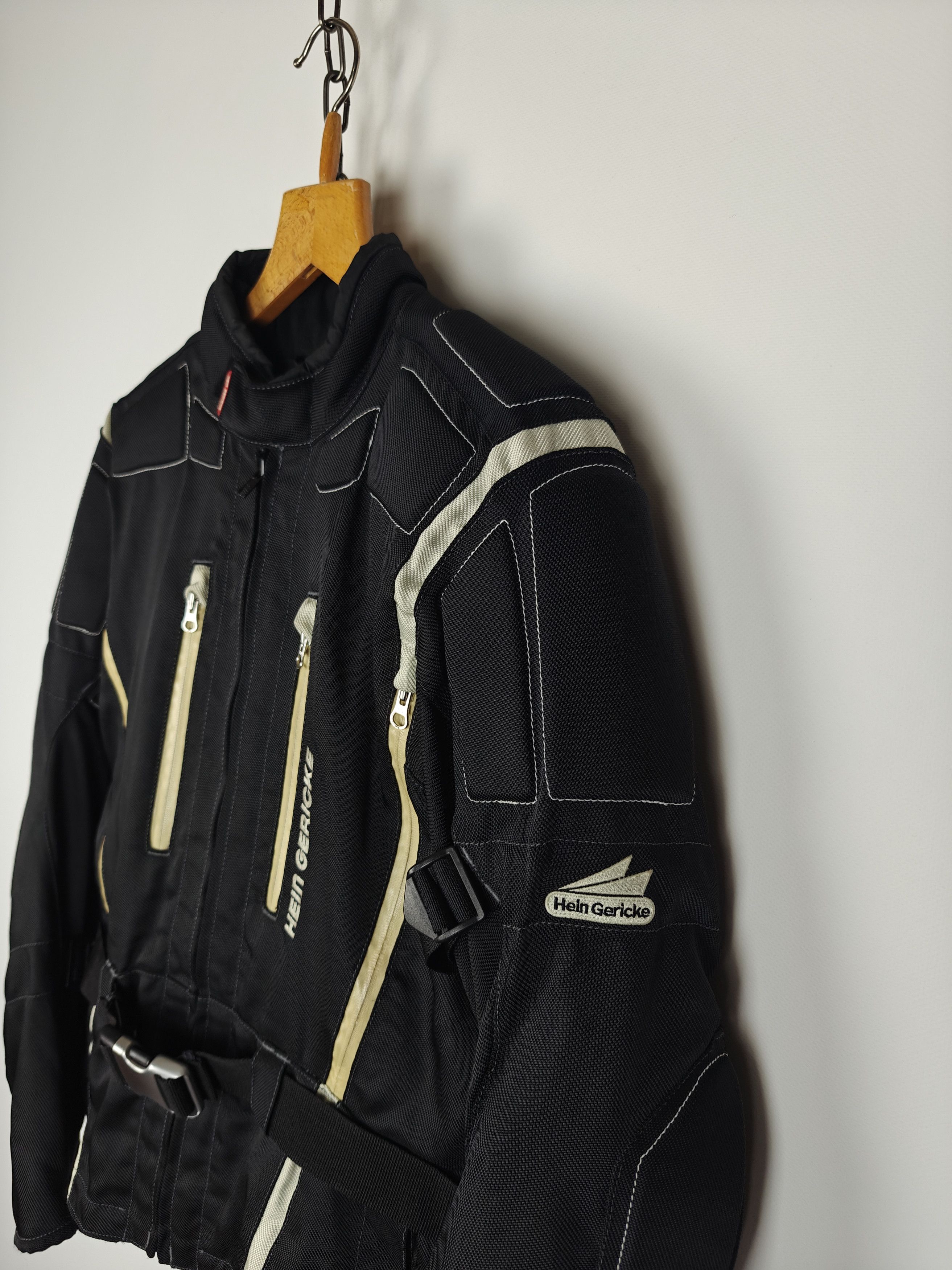 Hein Gericke Hein Gericke Moto Racing Jacket Equipment + Armour S Size US S / EU 44-46 / 1 - 4 Thumbnail