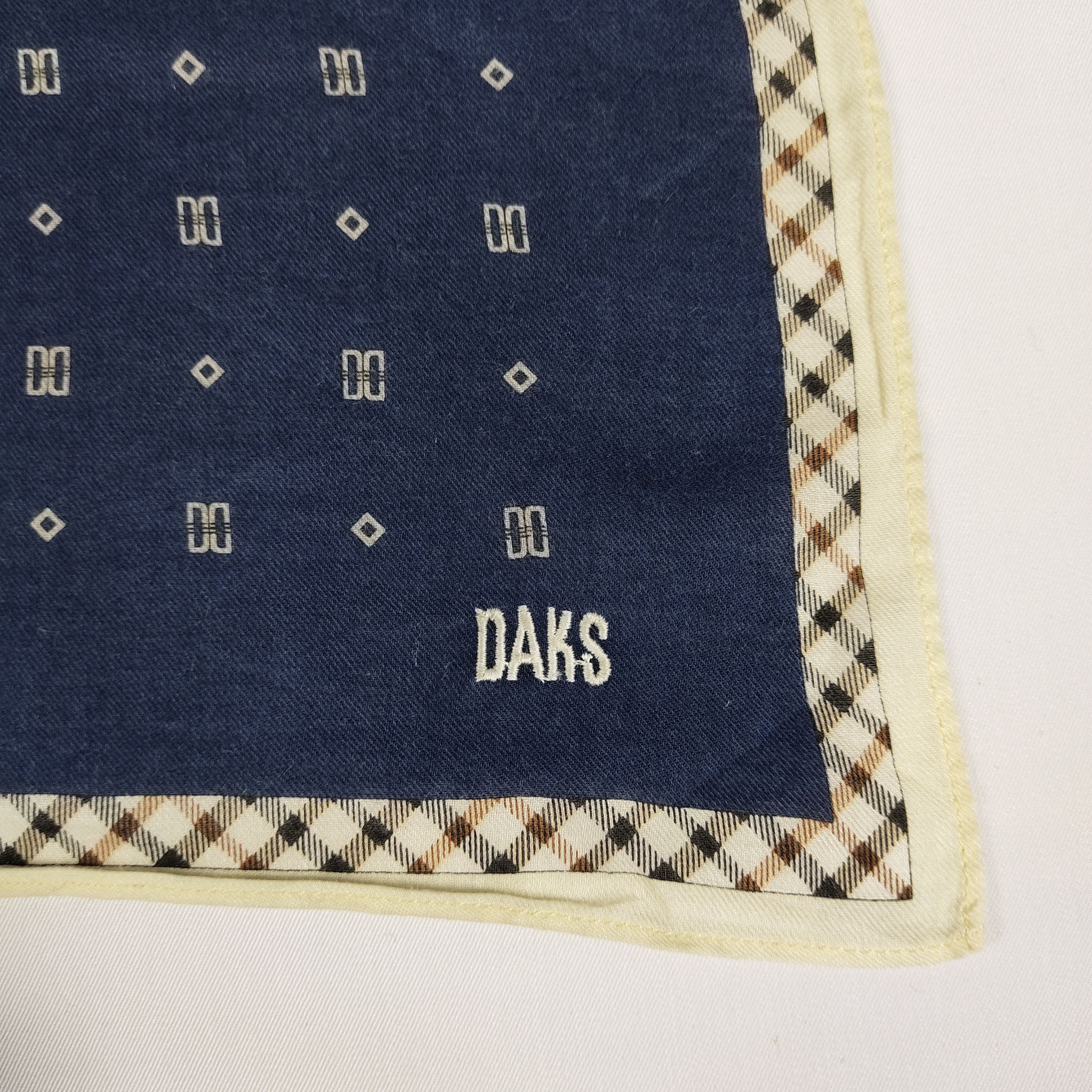 DAKS × Vintage Daks Handkerchief / Neckerchief / Bandana FZ637 Size ONE SIZE - 5 Thumbnail