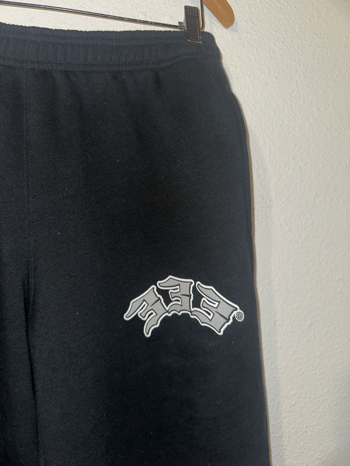 Half Evil M Half Evil 333 Sweatpants Size US 32 / EU 48 - 2 Thumbnail