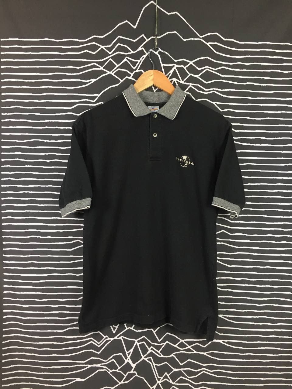 Universal Studios Vtg Universal Studios Japan Embroidered Logo Polo Shirt Size US M / EU 48-50 / 2 - 2 Thumbnail