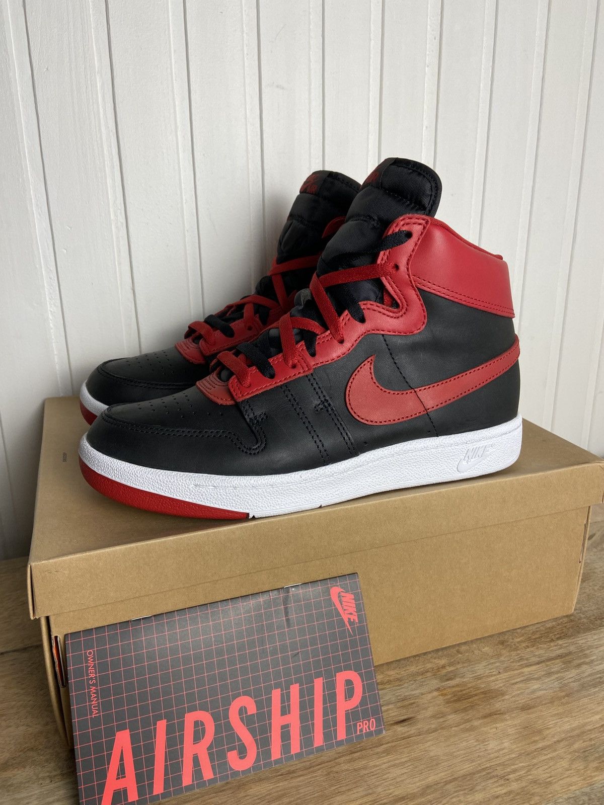 Jordan Brand New Nike Air Ship Pro Banned Authentic Rare Size 9,5US Size US 9.5 / EU 42-43 - 1 Thumbnail