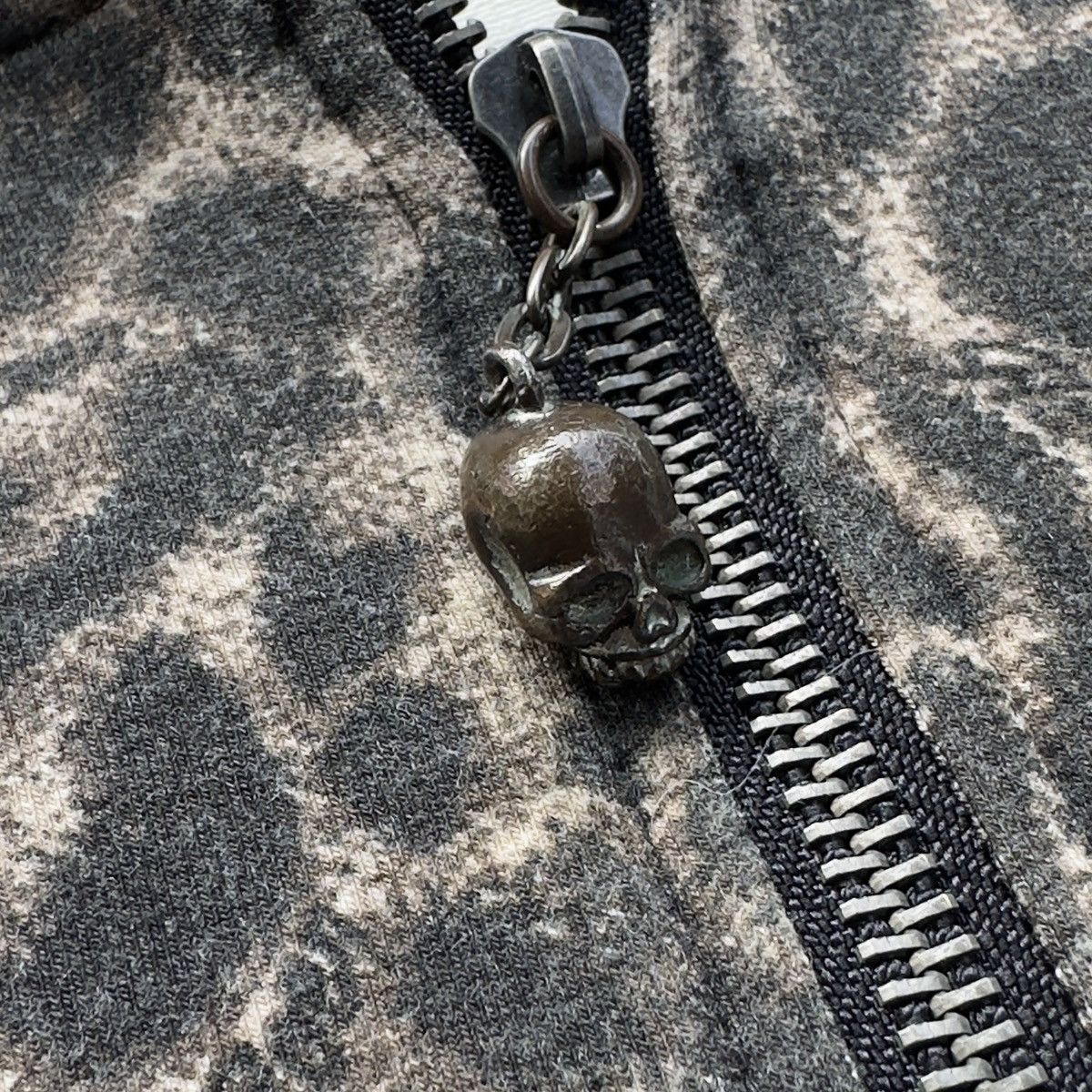Roen ROEN FULLPRINT LEAPORD DESIGNER SKULL ZIPPER VERY RARE Y2K Size US L / EU 52-54 / 3 - 11 Thumbnail