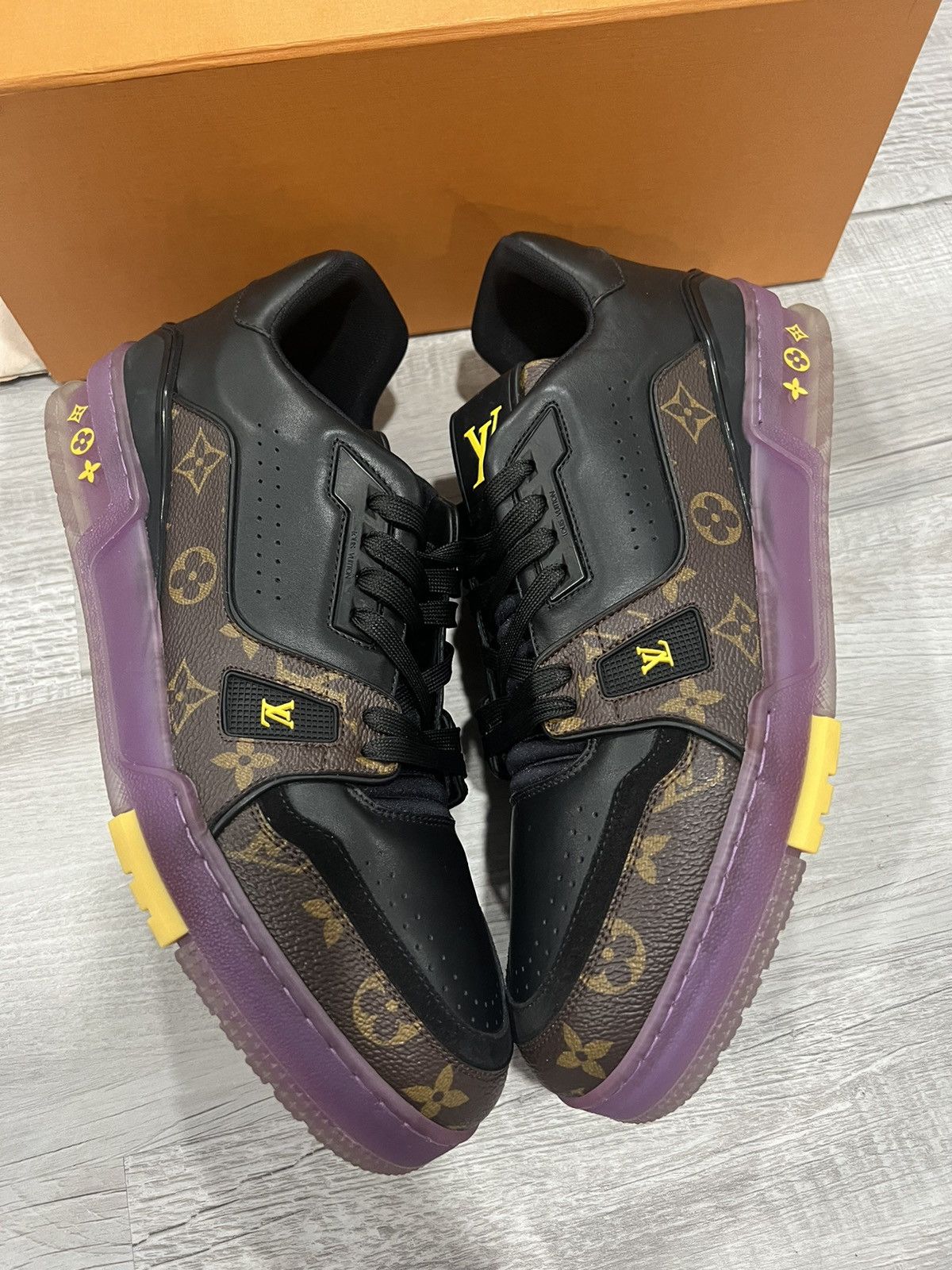 Louis Vuitton Louis Vuitton Trainer #54 Black Purple Brown Size US 9.5 / EU 42-43 - 1 Thumbnail