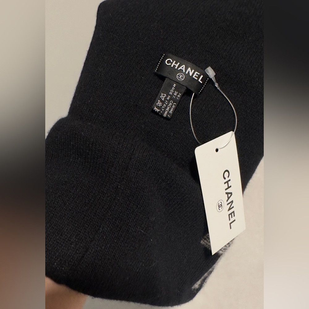 Chanel Chanel beanie from dame ski collection. Size ONE SIZE - 3 Thumbnail