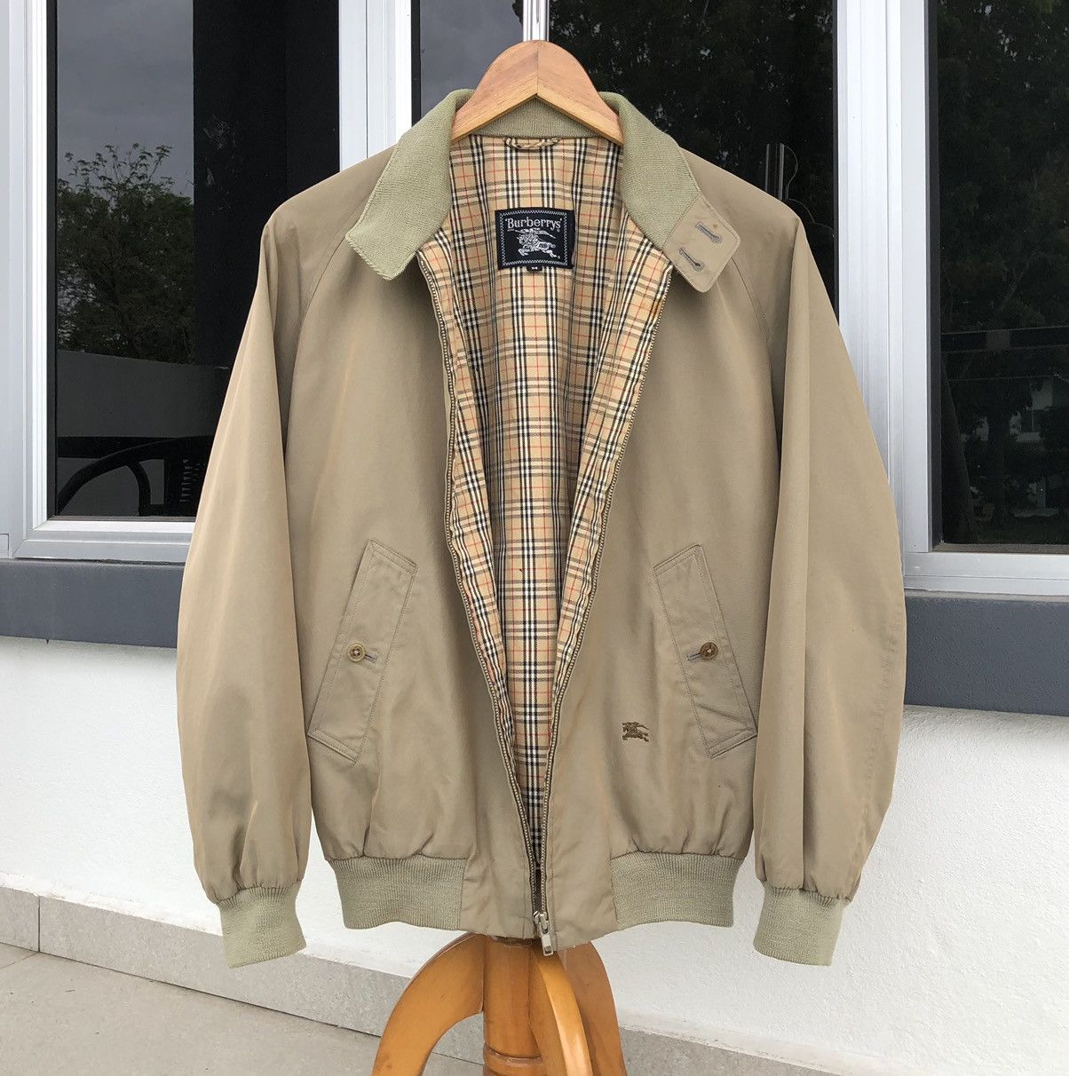 Burberry VTG Burberrys Embroidery Logo Lined Novacheck Bomber Jacket Size US M / EU 48-50 / 2 - 5 Thumbnail