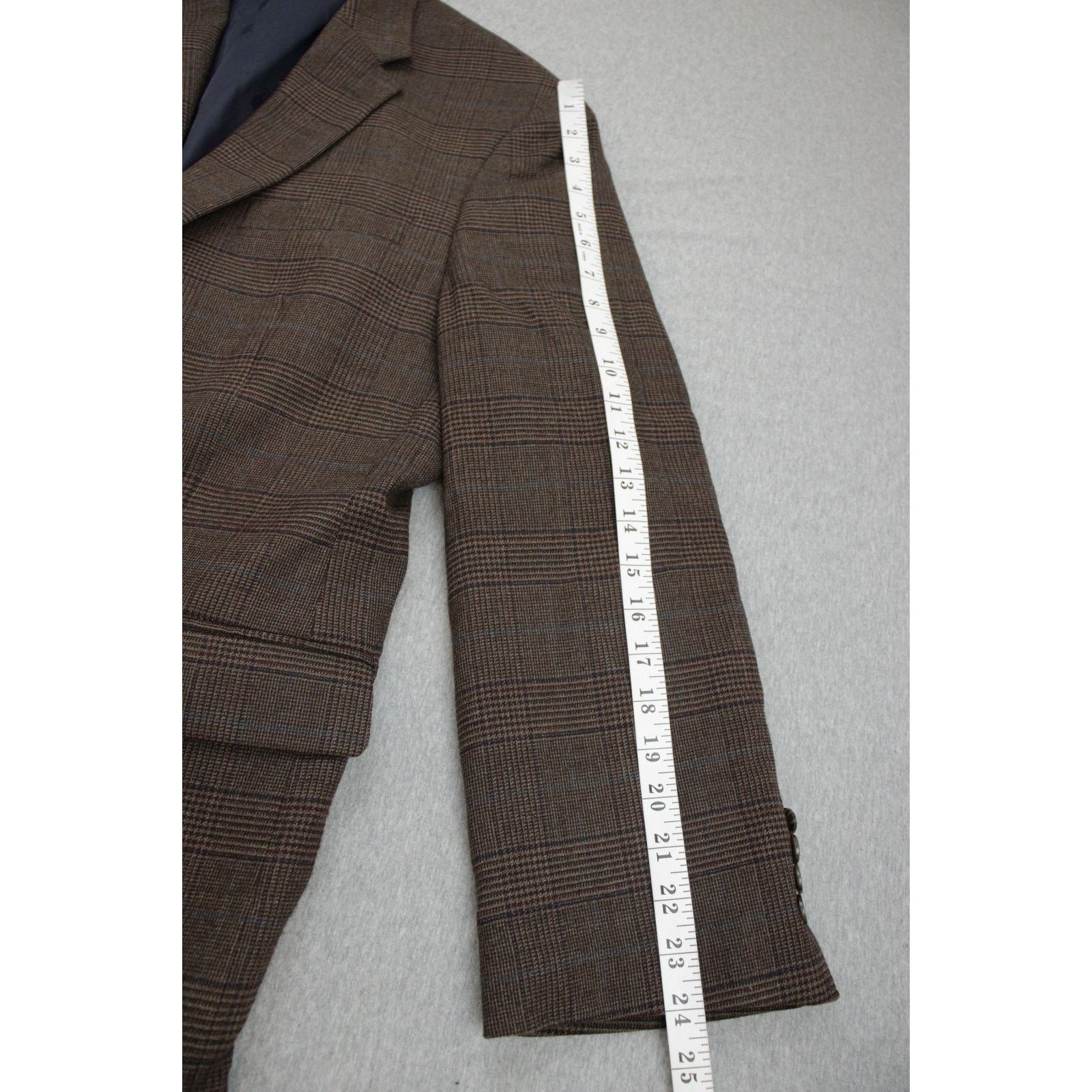 Jos. A. Bank Jos A Bank Blazer 1905 Mens Size 44R Brown Plaid Wool Blend Size 44R - 9 Thumbnail