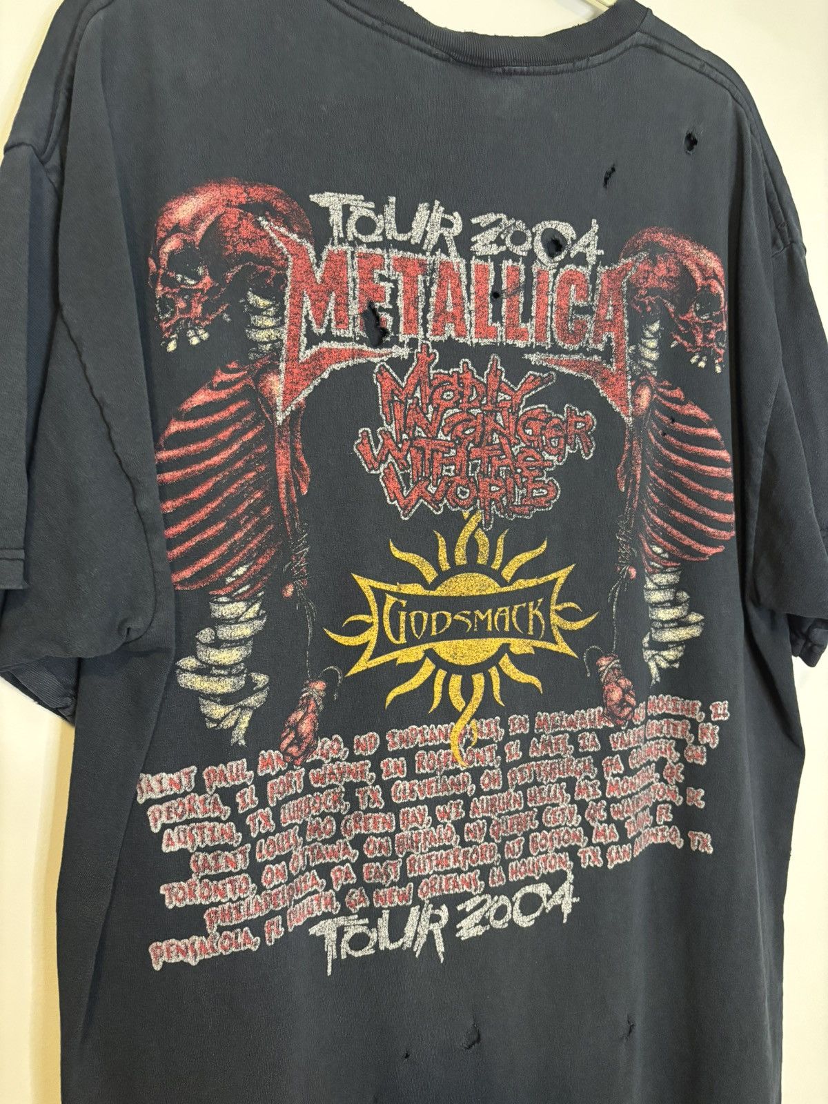 Fruit Of The Loom × Metallica × Vintage Vintage 2004 Metallica Tour Tee Size US XL / EU 56 / 4 - 5 Thumbnail