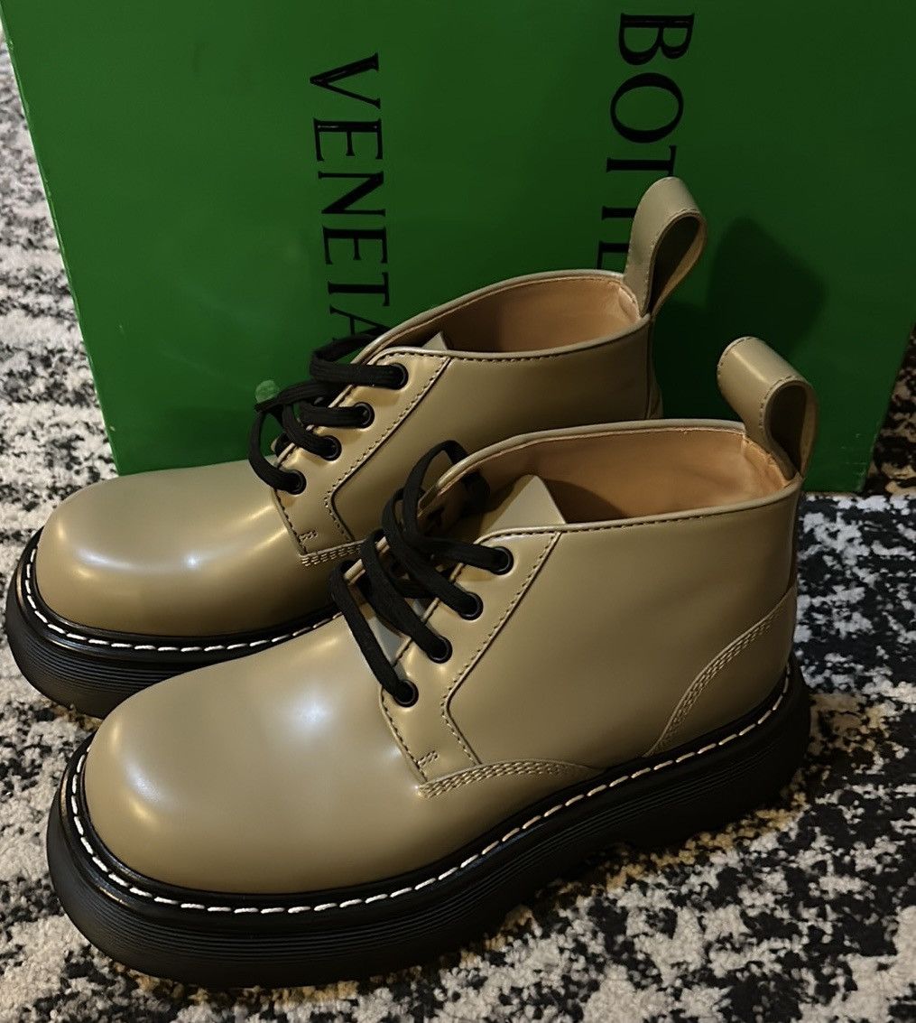 Bottega Veneta Bottega Veneta beige ‘The Bounce’ platform Ankle Boots Size US 9 / IT 39 - 11 Thumbnail