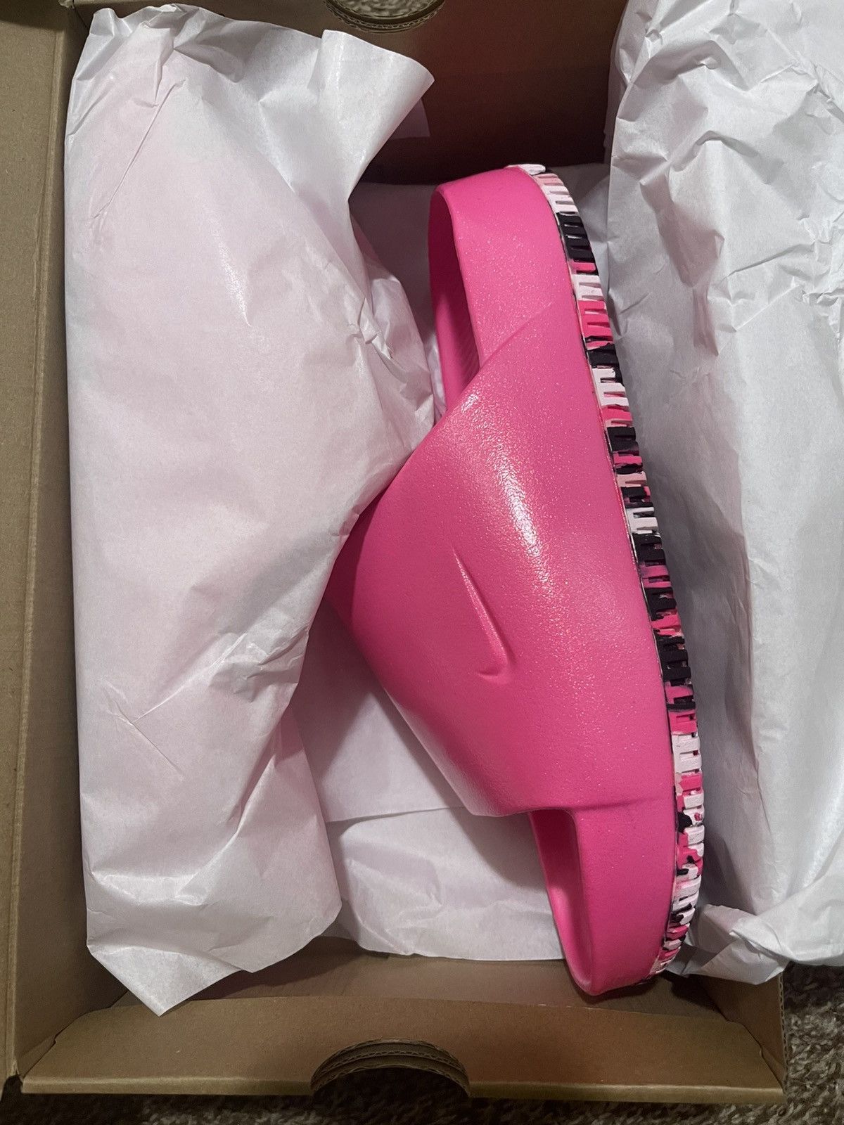 Nike *New* Nike A'ja Wilson A'One Calm Slide - Hyper Pink Size US 10 / IT 40 - 7 Thumbnail