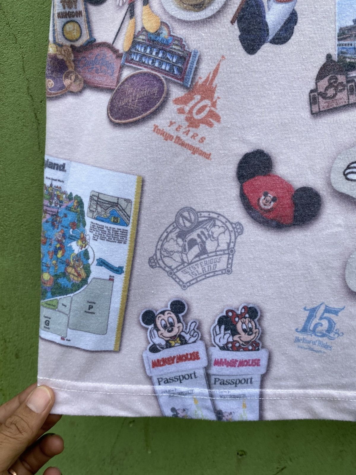Disney Tokyo Disney Resort Tokyo / Pixar All Over Print Tshirt Size US M / EU 48-50 / 2 - 12 Thumbnail