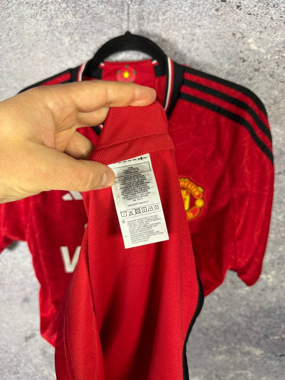 Adidas Manchester United 2023/24 Adidas Soccer Jersey Blokcore L sz Size US L / EU 52-54 / 3 - 13 Thumbnail
