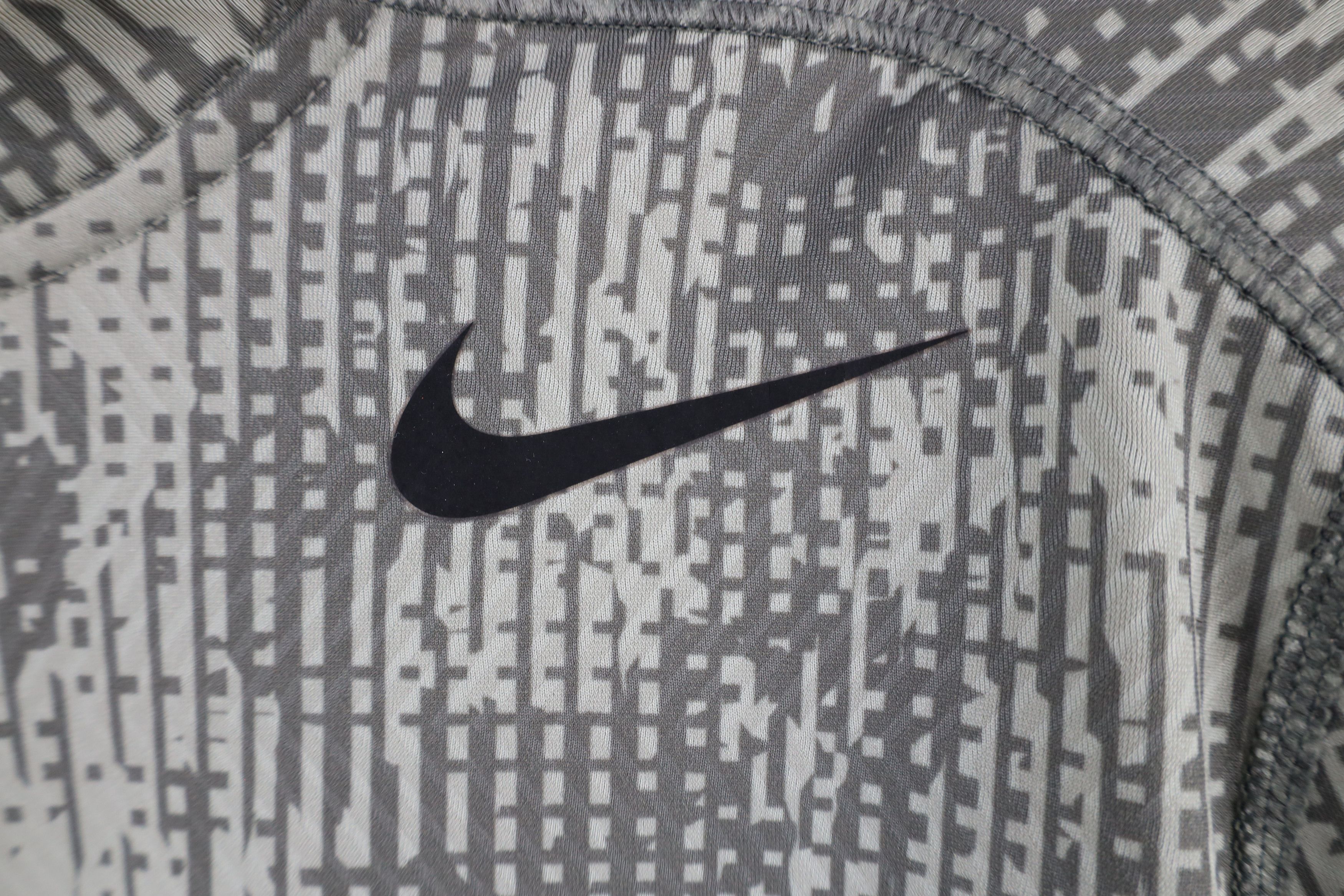 Nike × Vintage Nike Pro Compression Digi Camouflage Training Gym T-Shirt Size US M / EU 48-50 / 2 - 4 Thumbnail