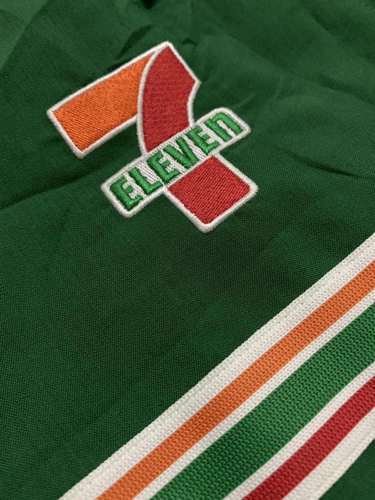 Japanese Brand 💥Final💥Vintage 7-Eleven Light Jacket Size US L / EU 52-54 / 3 - 4 Thumbnail