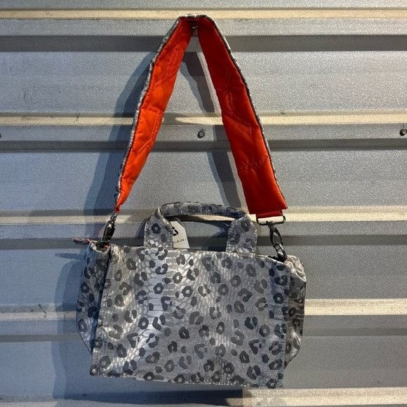 Elie Tahari NWT TAHARI PEWTER LEOPARD NYLON SATCHEL Size ONE SIZE - 4 Thumbnail