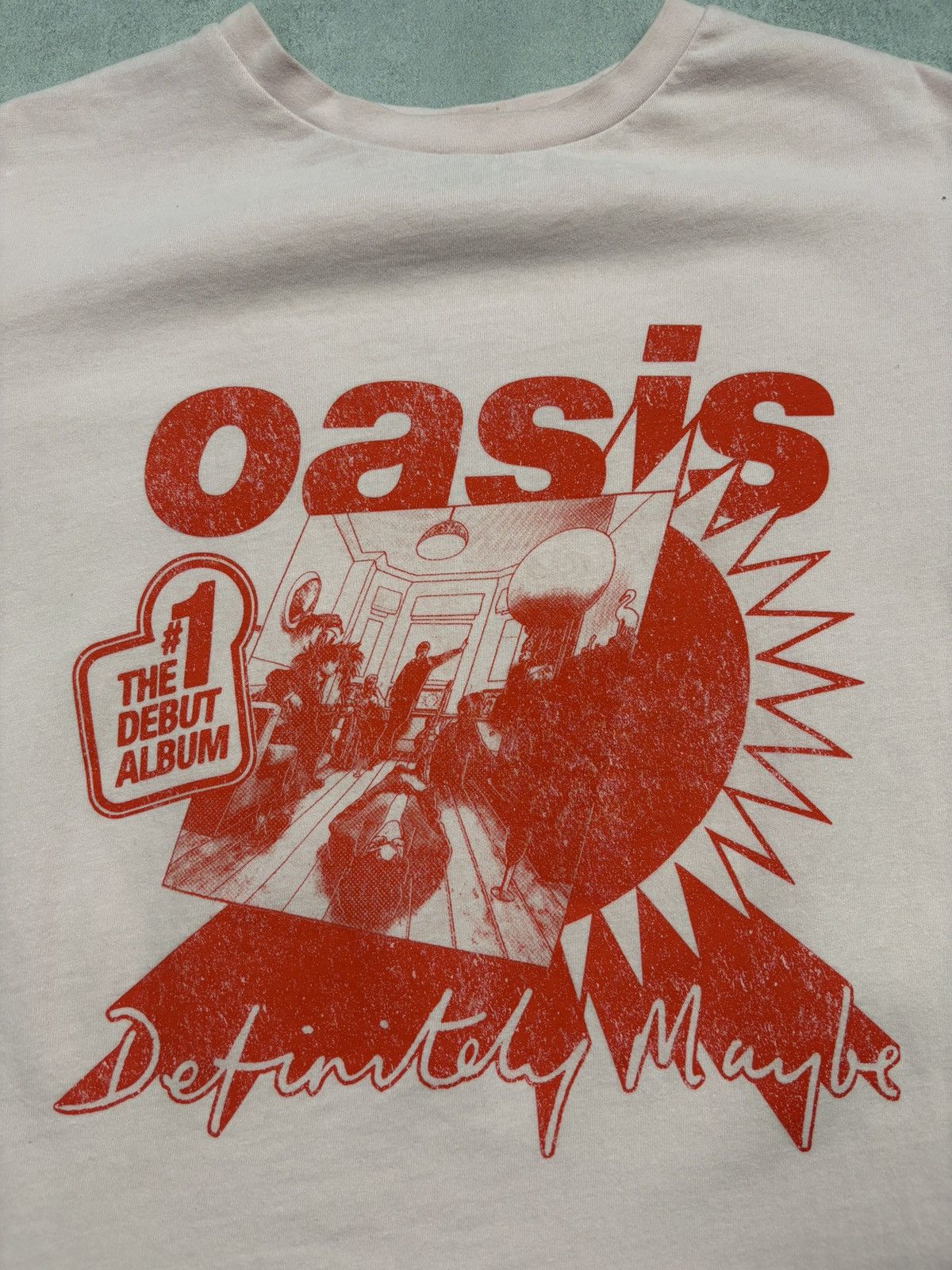 Band Tees Oasis Definitely Maybe Debut Album Pink Band T-Shirt 2025 S Size US S / EU 44-46 / 1 - 5 Thumbnail