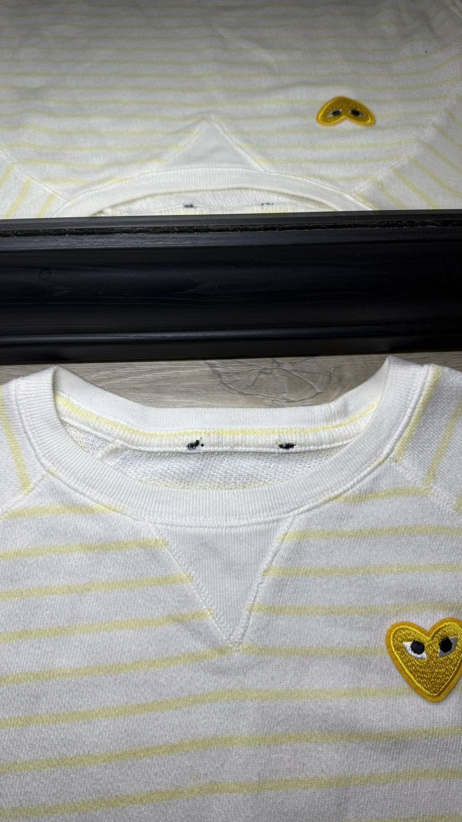 Other Vintage 1990s White And Yellow Embroidered Patch Logo Sweate Size L / US 10 / IT 46 - 4 Thumbnail