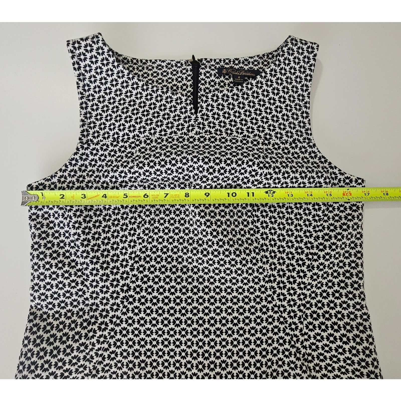 Brooks Brothers EUC Brooks Brothers Black/White Cotton Blend Shift Dress 4 Size S / US 4 / IT 40 - 6 Thumbnail